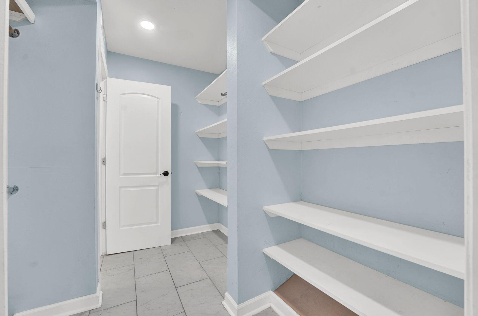 BAY POINT STUDIO VILLAS 3 CONDO - Residential