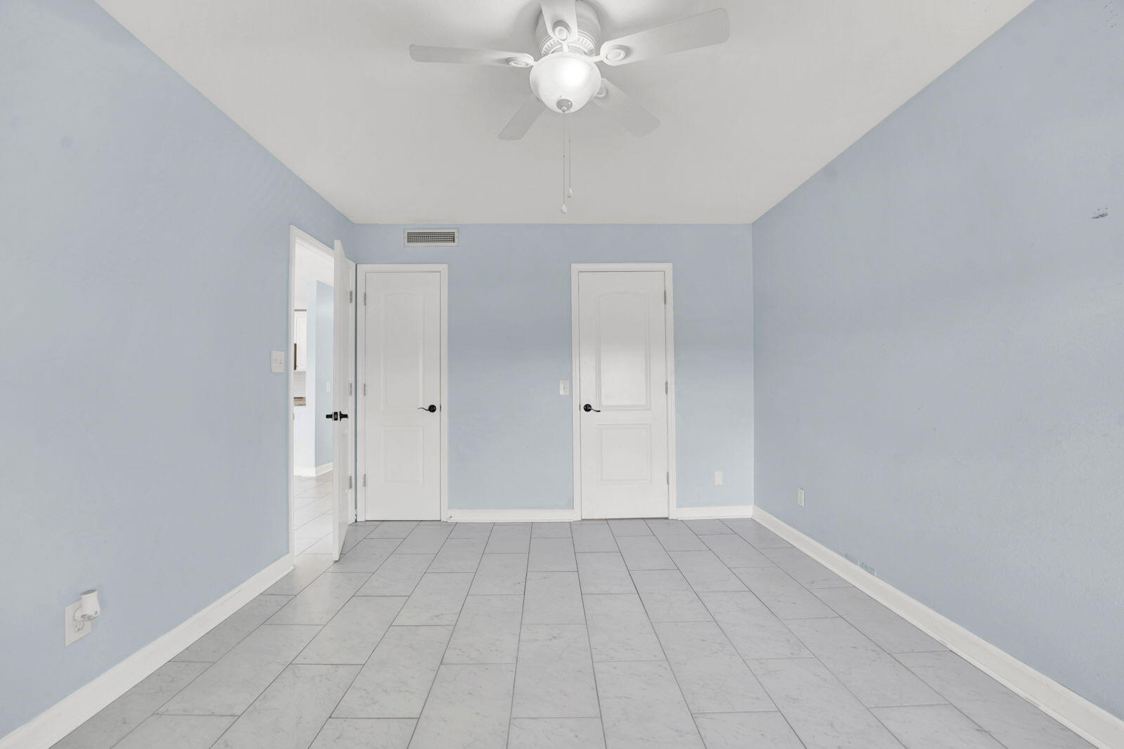 BAY POINT STUDIO VILLAS 3 CONDO - Residential