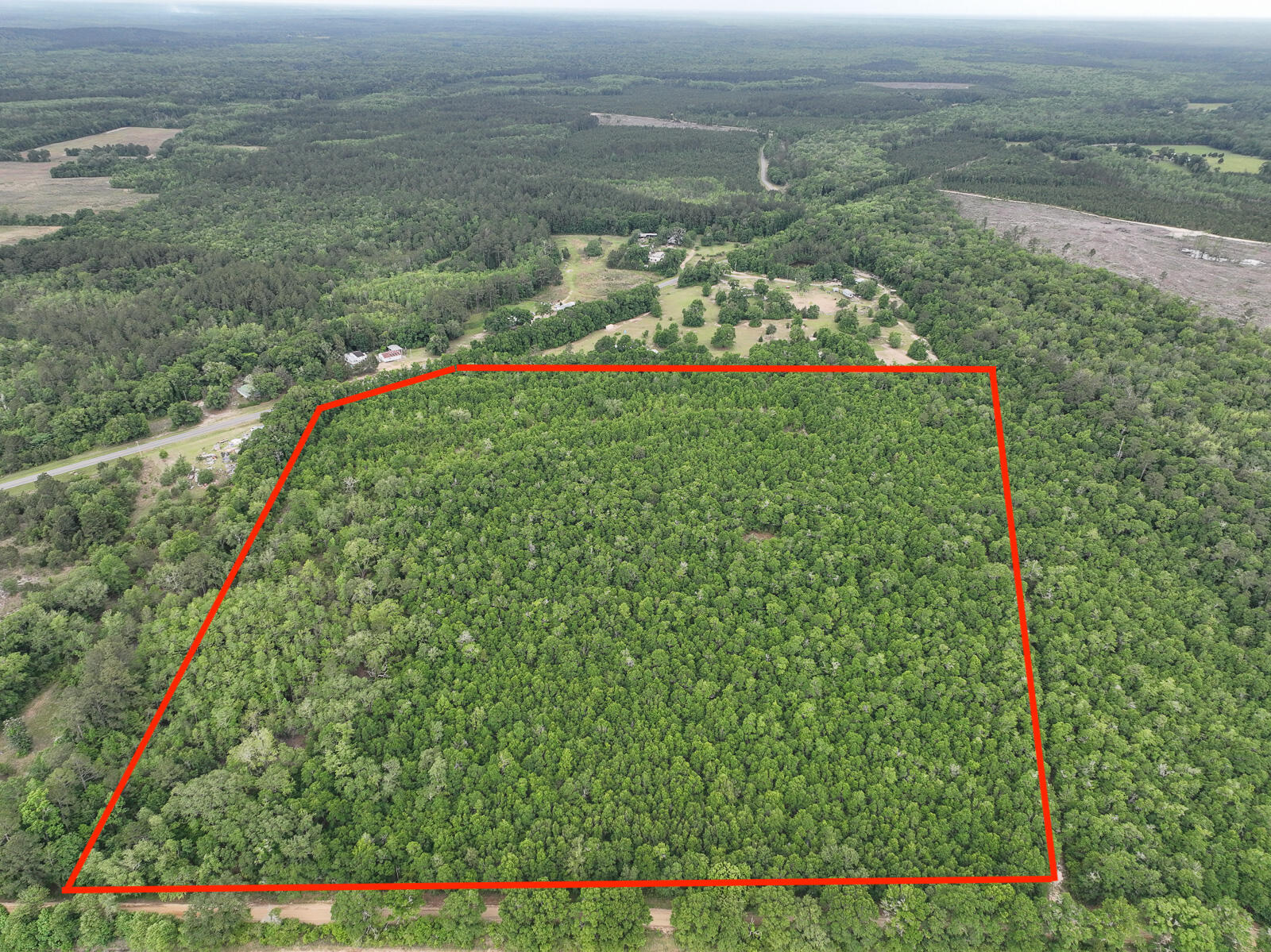 METES & BOUNDS - Land