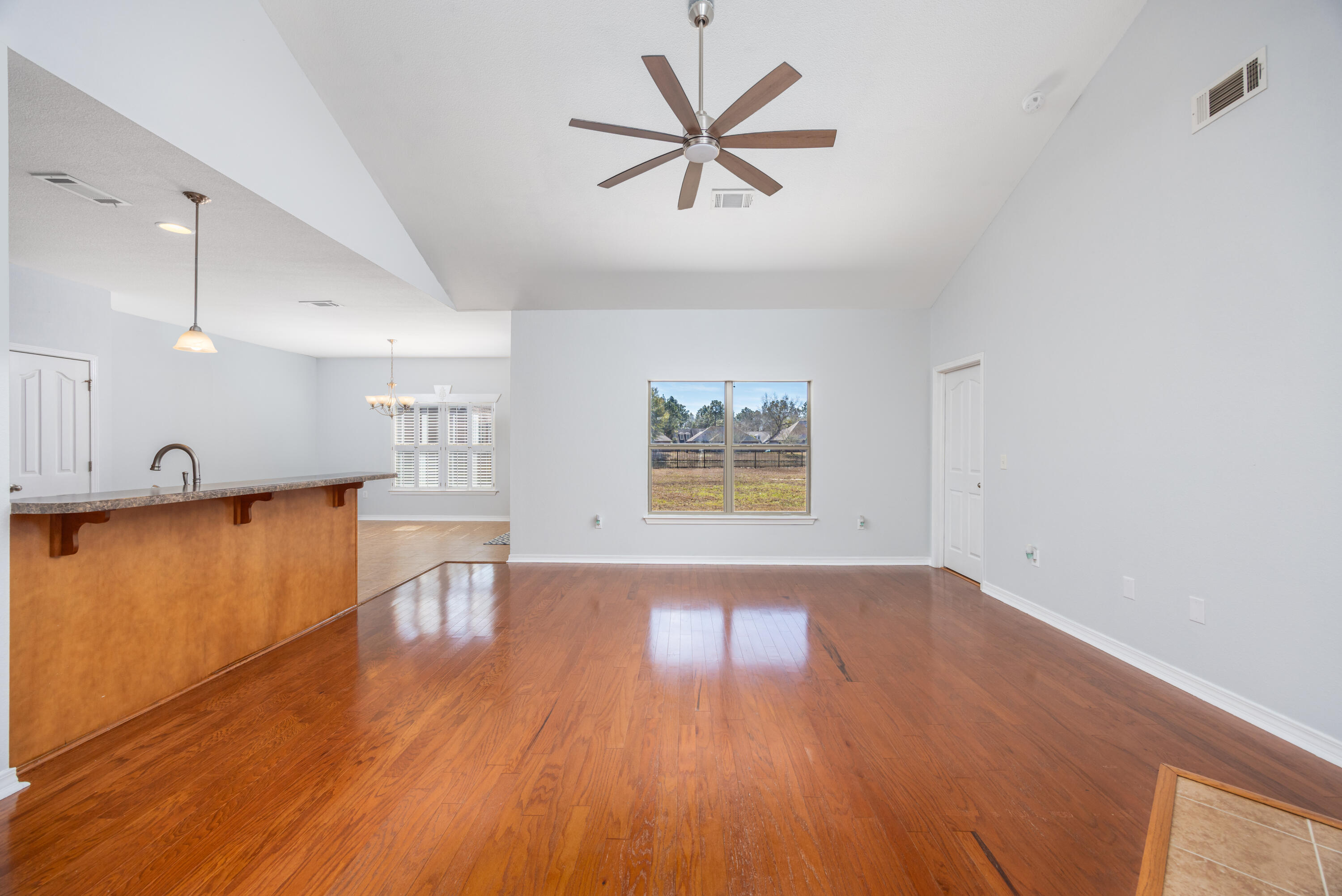 HAMMOCK BAY - Residential