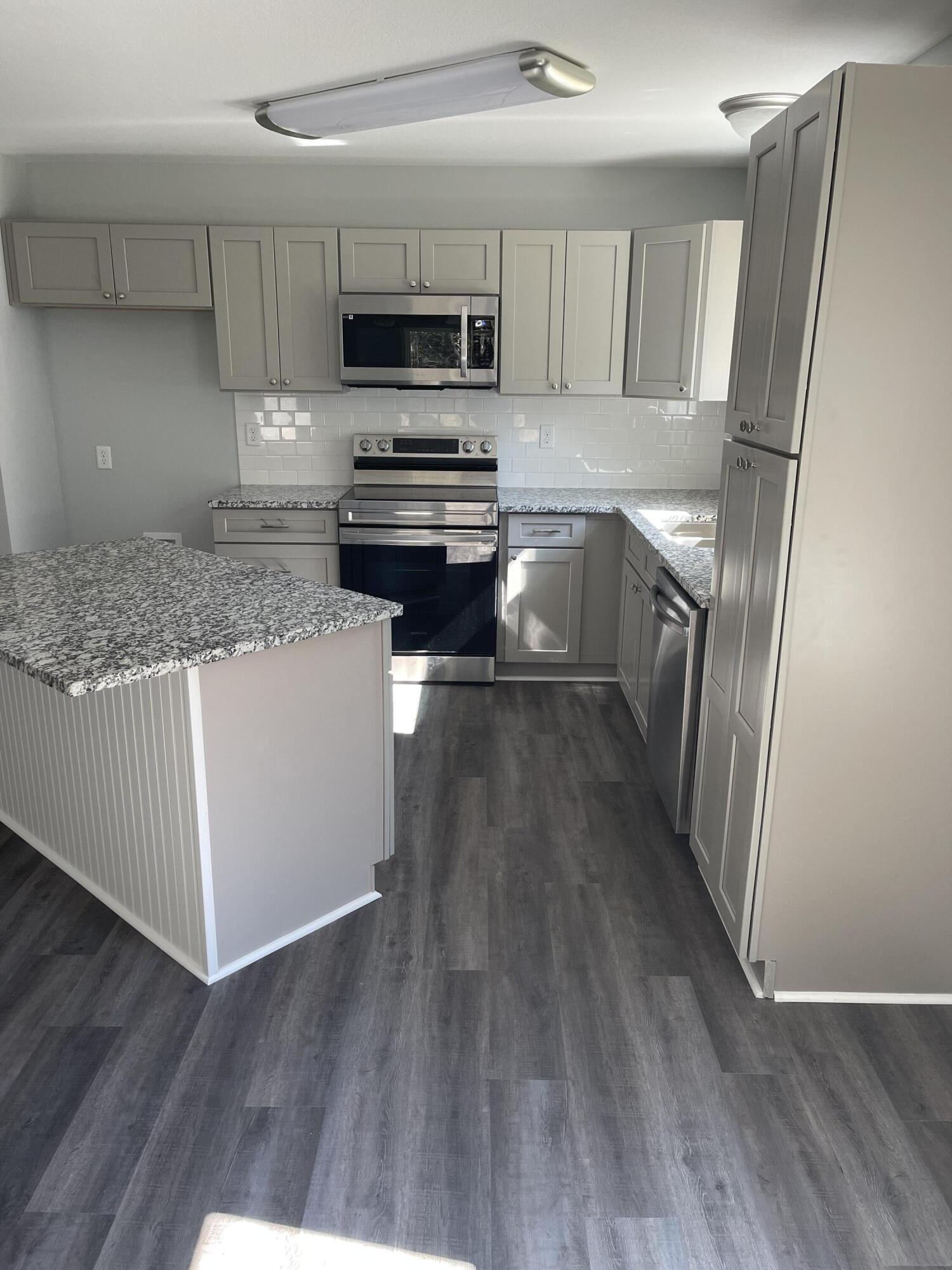 HOLLEY GROVE SOUTH - Residential