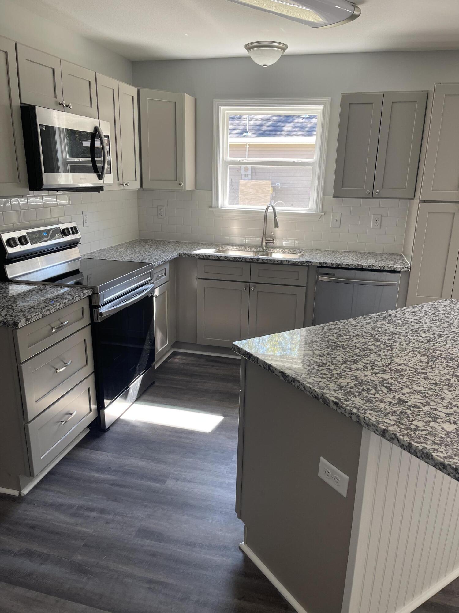 HOLLEY GROVE SOUTH - Residential