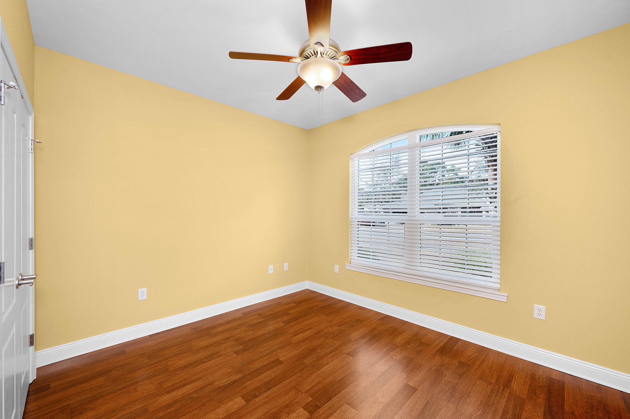 BAYSHORE PLACE PH 8 - Residential