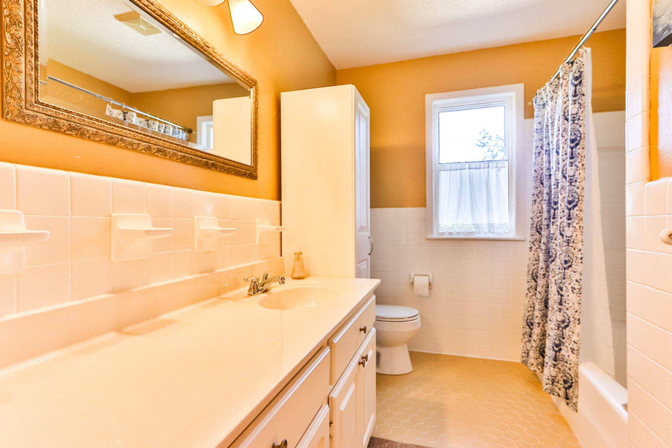 FOREST PLACE S/D - Residential