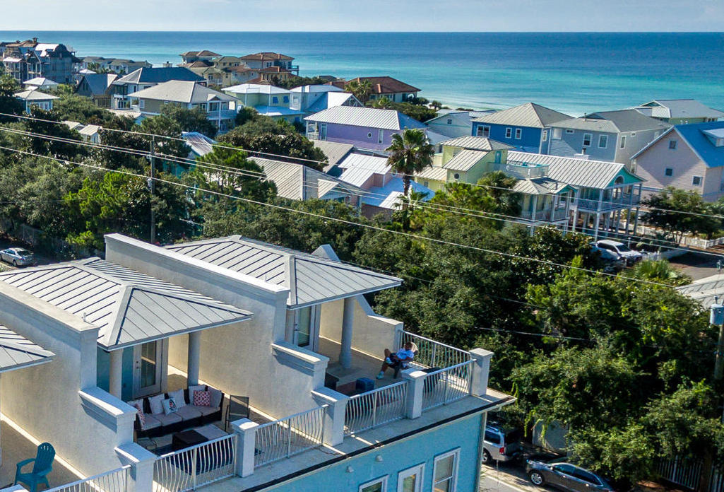 SUMMER PLACE - Residential