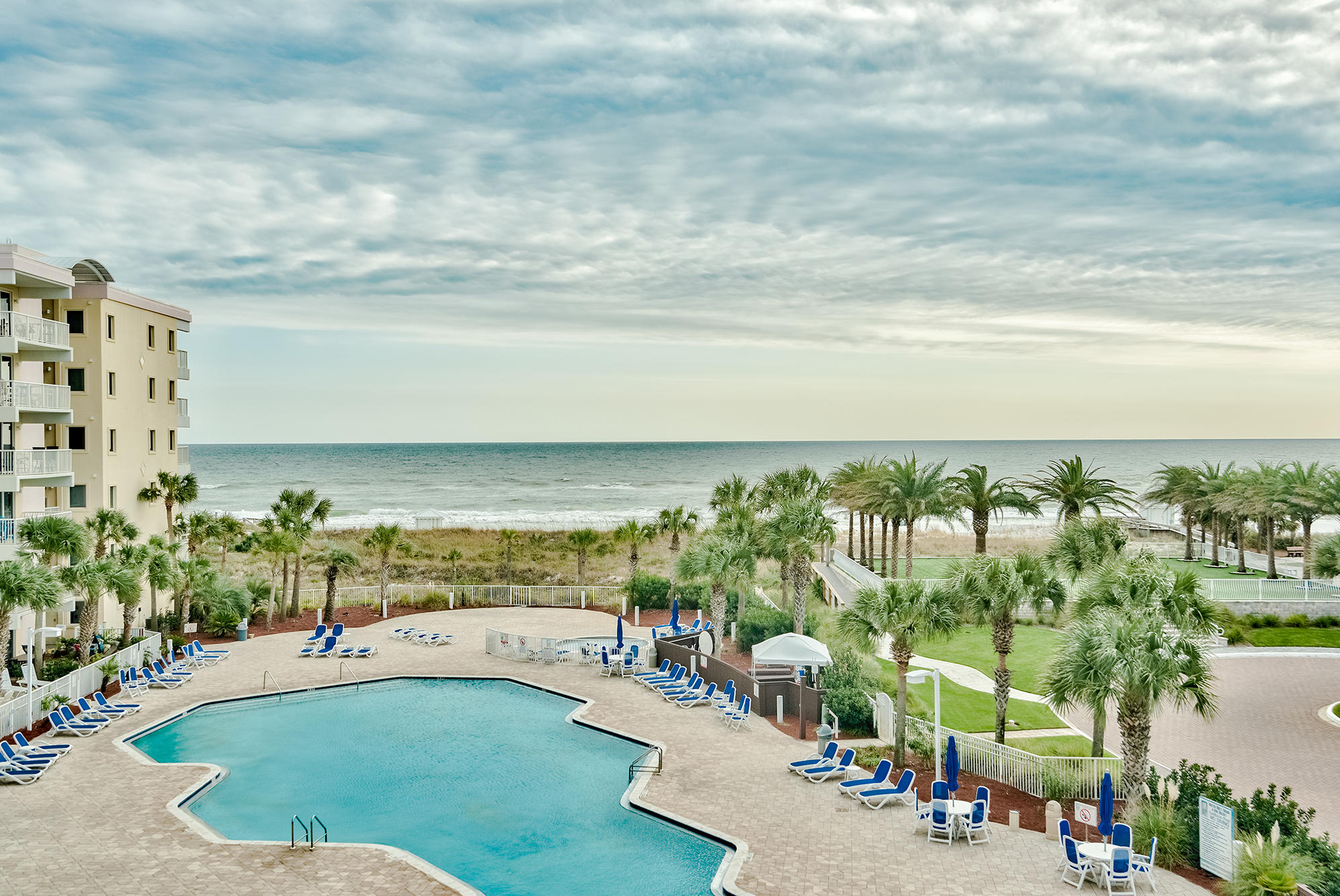 DESTIN WEST BEACH & BAY RESORT-GULFSIDE - Residential