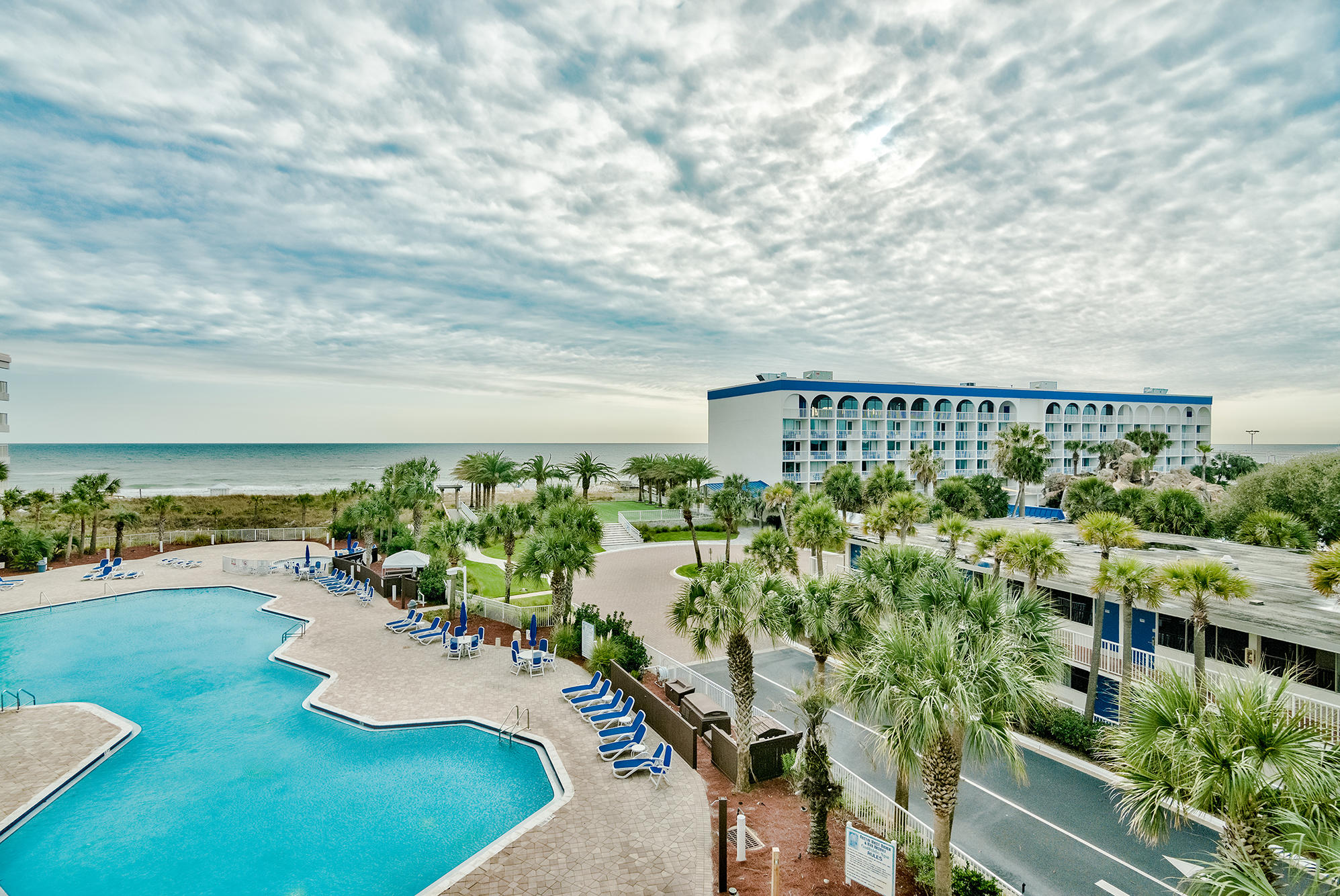 DESTIN WEST BEACH & BAY RESORT-GULFSIDE - Residential