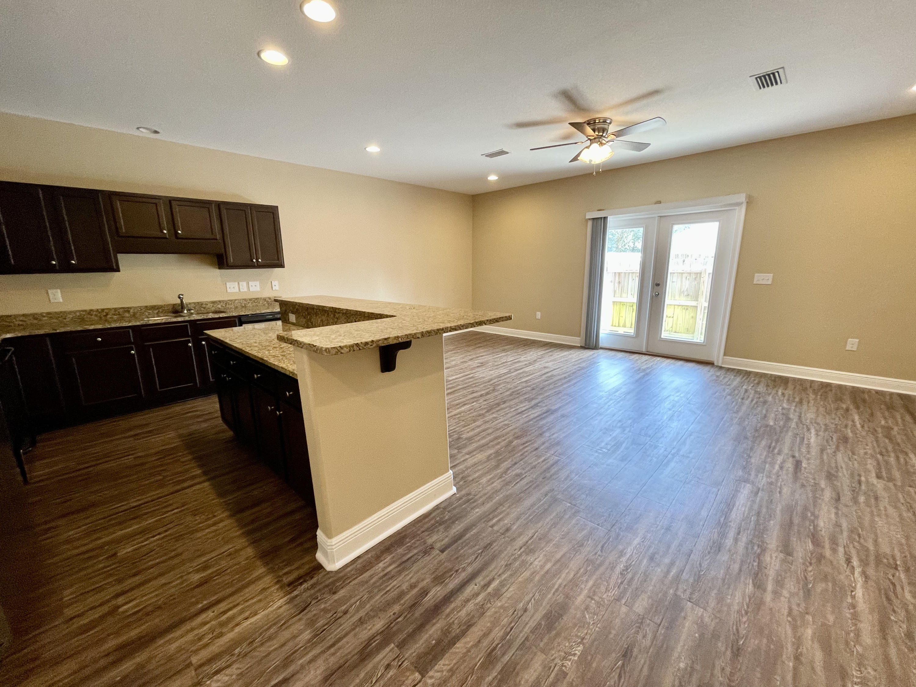 BAYOU WALK VILLAS WEST - Residential