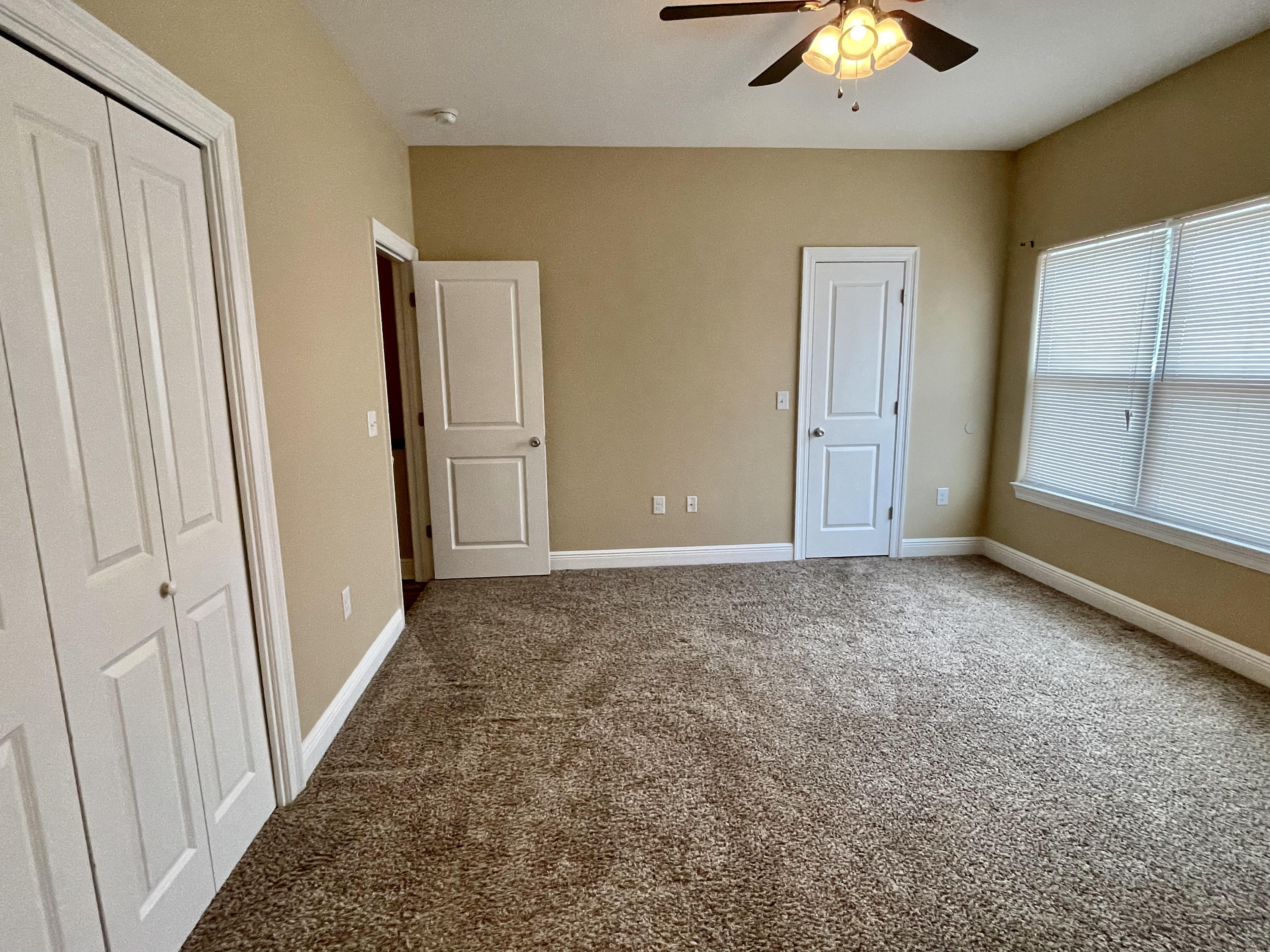 BAYOU WALK VILLAS WEST - Residential