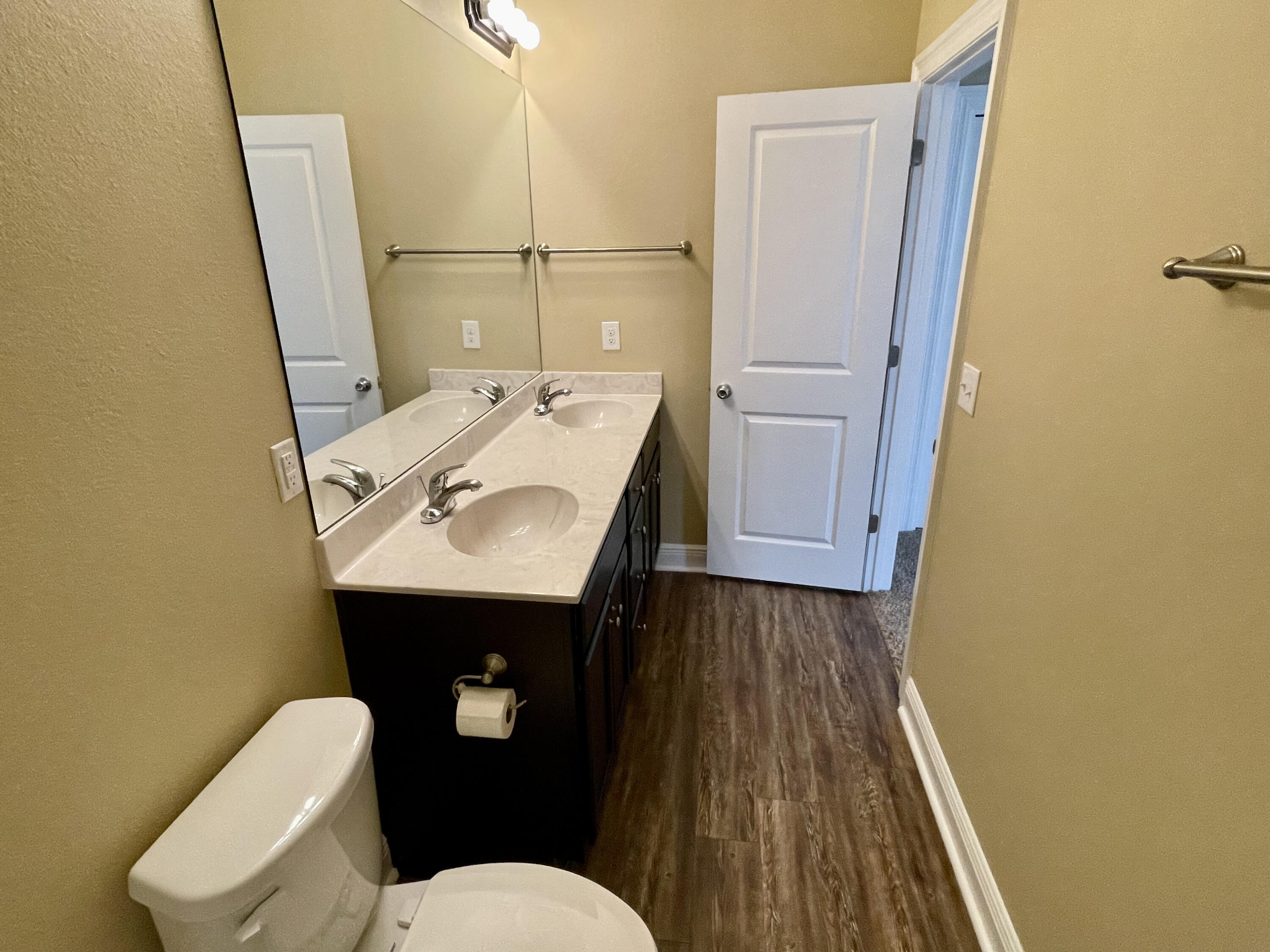 BAYOU WALK VILLAS WEST - Residential