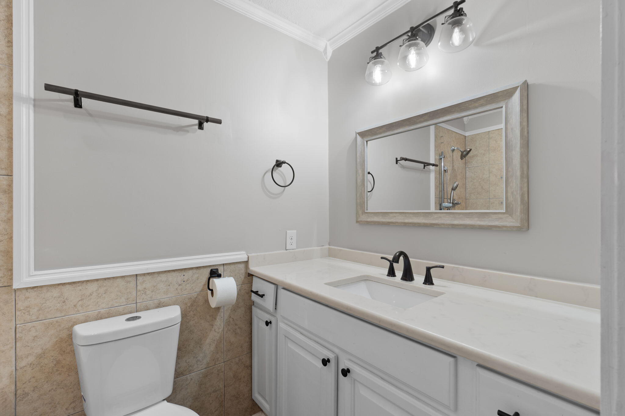 CAROL ANNE MANOR 1ST ADDN - Residential