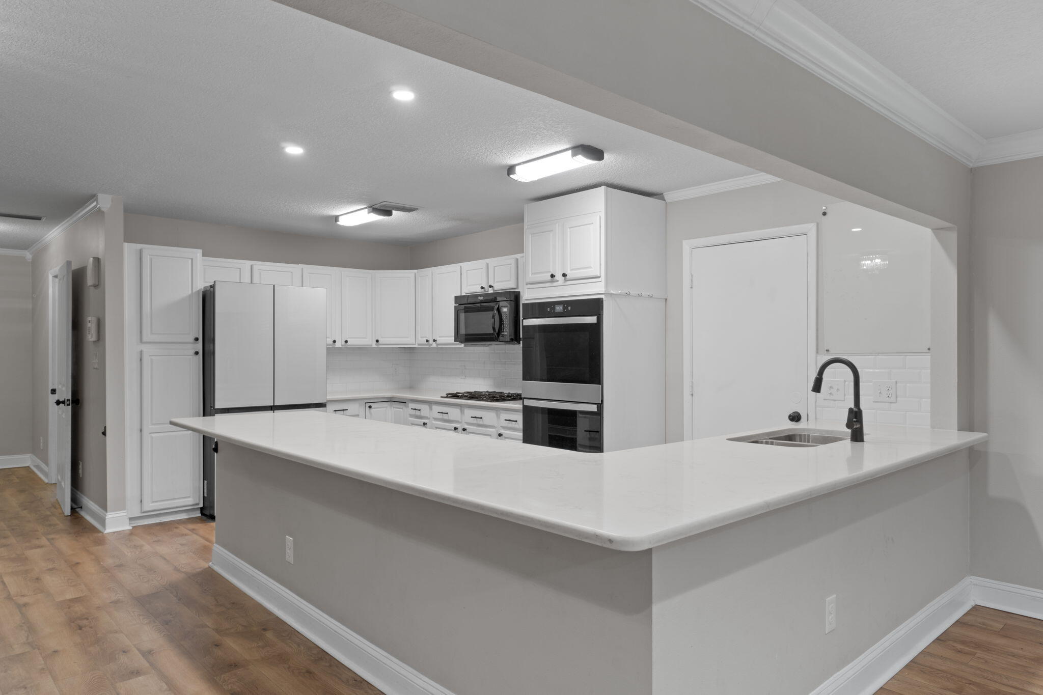 CAROL ANNE MANOR 1ST ADDN - Residential