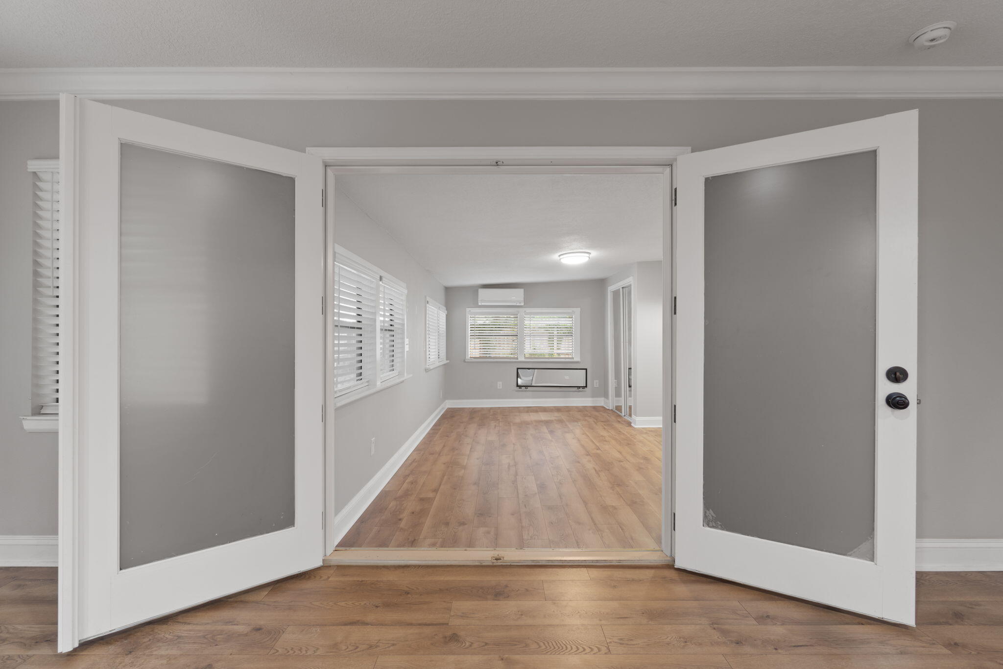 CAROL ANNE MANOR 1ST ADDN - Residential
