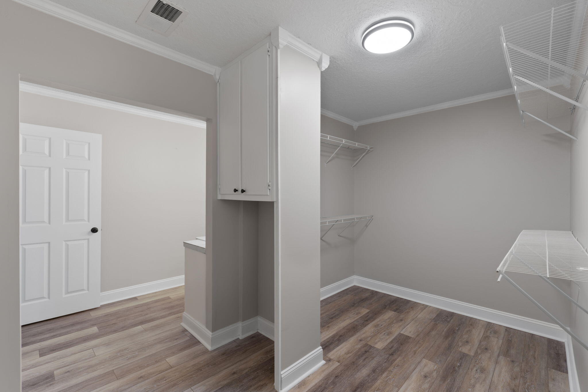 CAROL ANNE MANOR 1ST ADDN - Residential