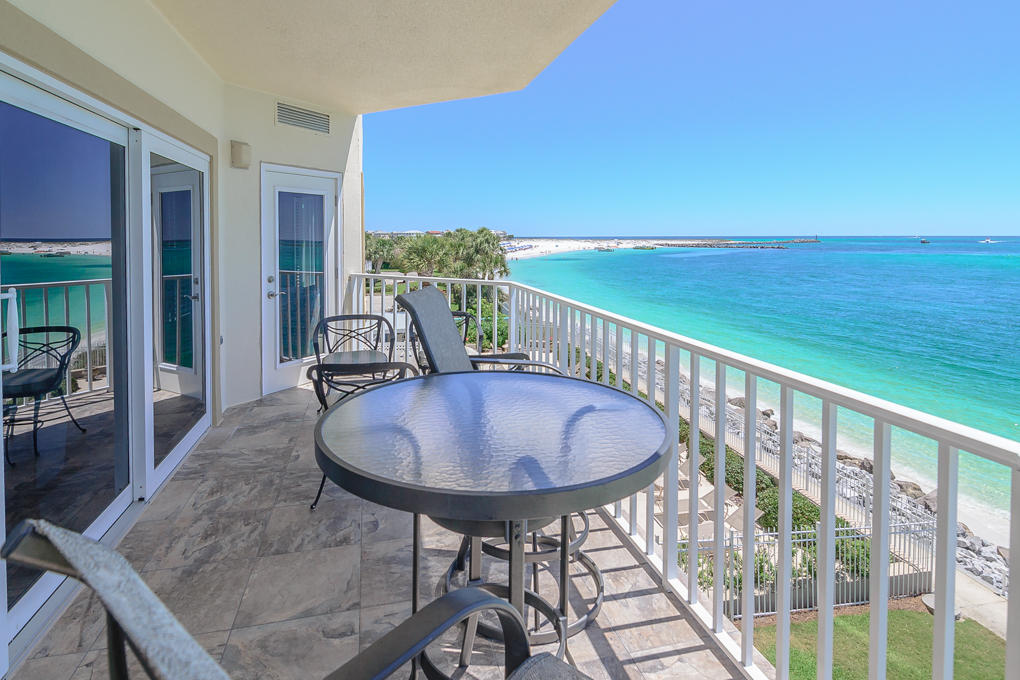 WATERVIEW TOWERS PH 2 - Residential