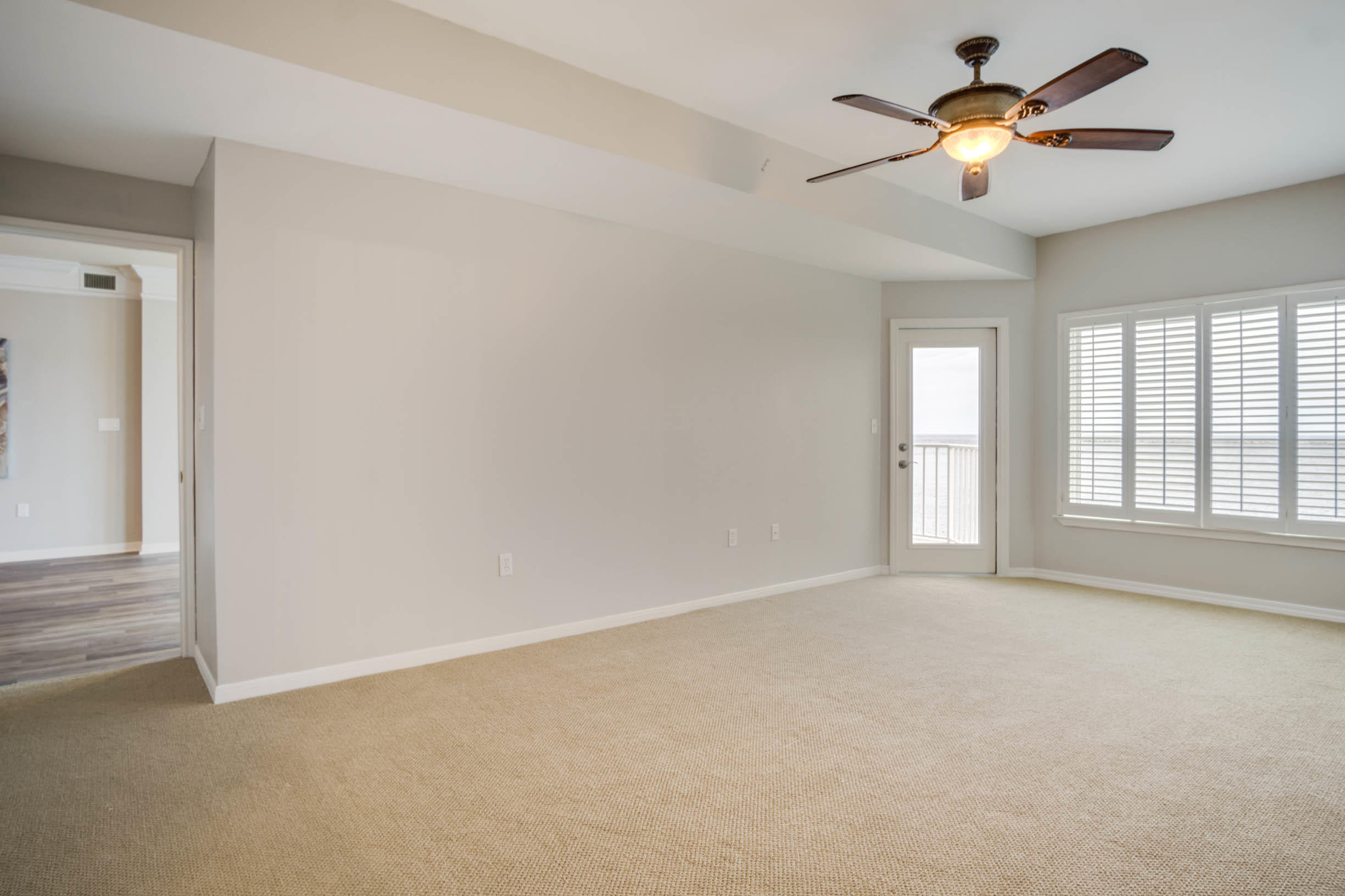 WATERVIEW TOWERS PH 2 - Residential