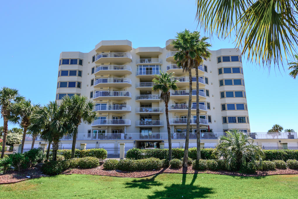 WATERVIEW TOWERS PH 2 - Residential