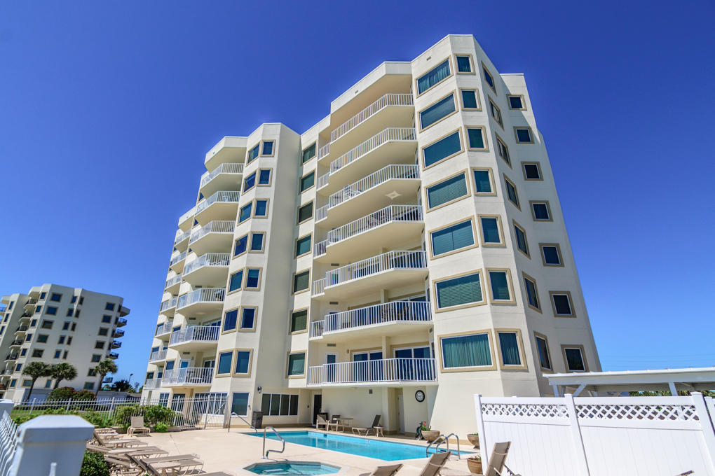 WATERVIEW TOWERS PH 2 - Residential