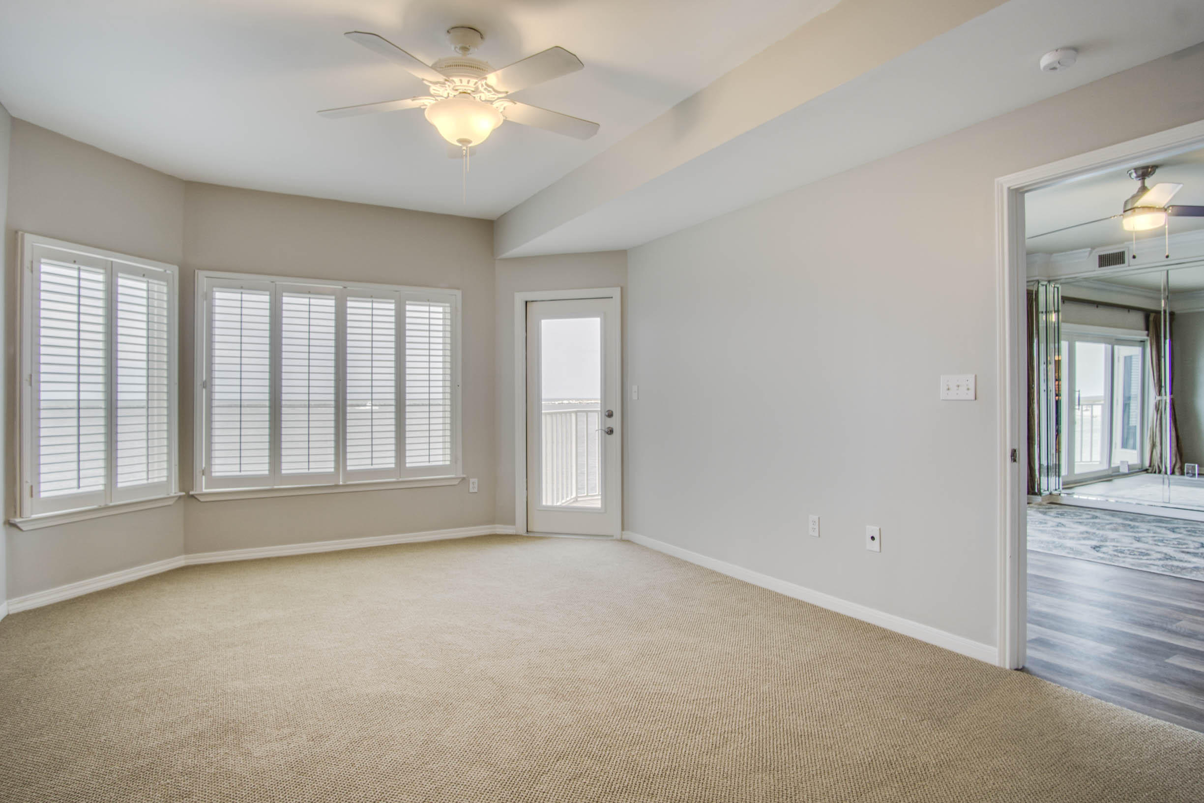 WATERVIEW TOWERS PH 2 - Residential