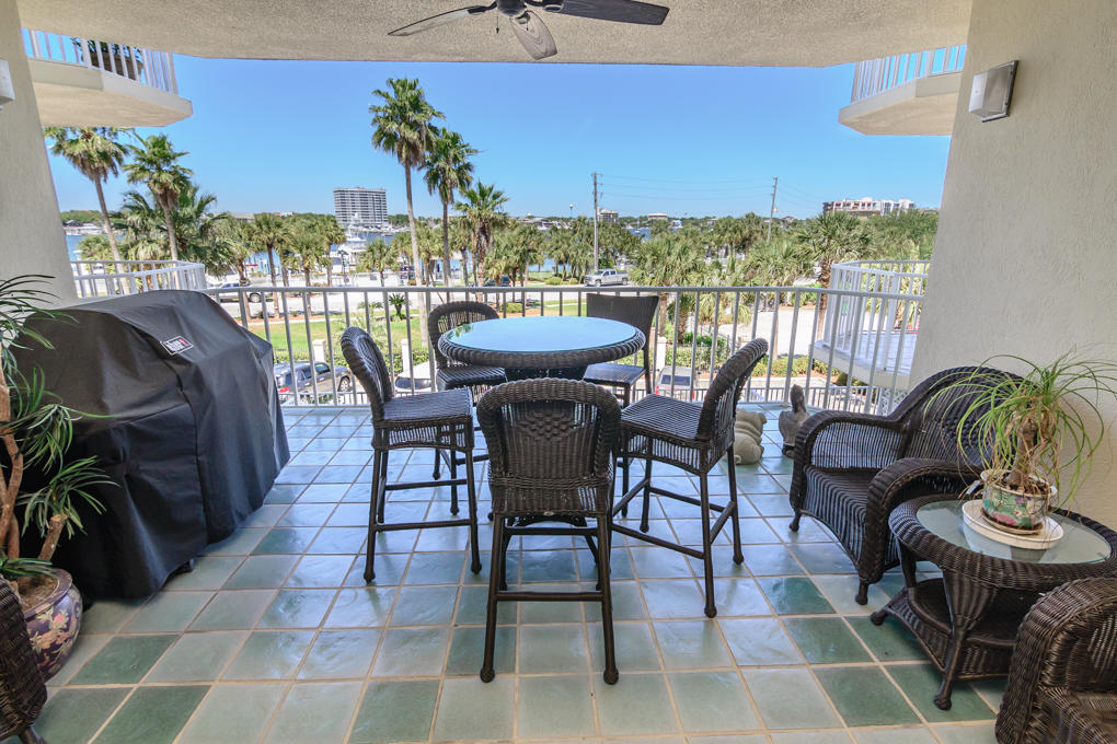 WATERVIEW TOWERS PH 2 - Residential