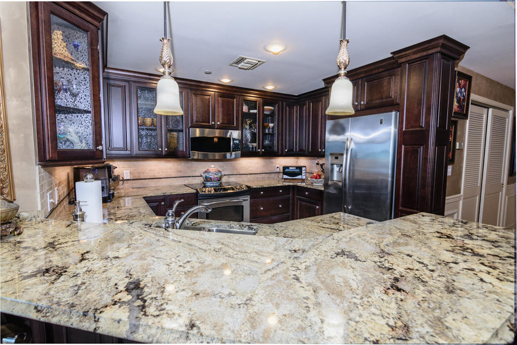 WATERVIEW TOWERS PH 2 - Residential