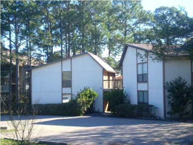 Went under contract before it hit the market. Entered for comp purposes. 3 duplexes with 2 bedrooms and 1 bathroom each unit. Coin washer and dryer. Down the street from Chick Fil A, Walmart/Sams and schools. Excellent investment opportunity!
