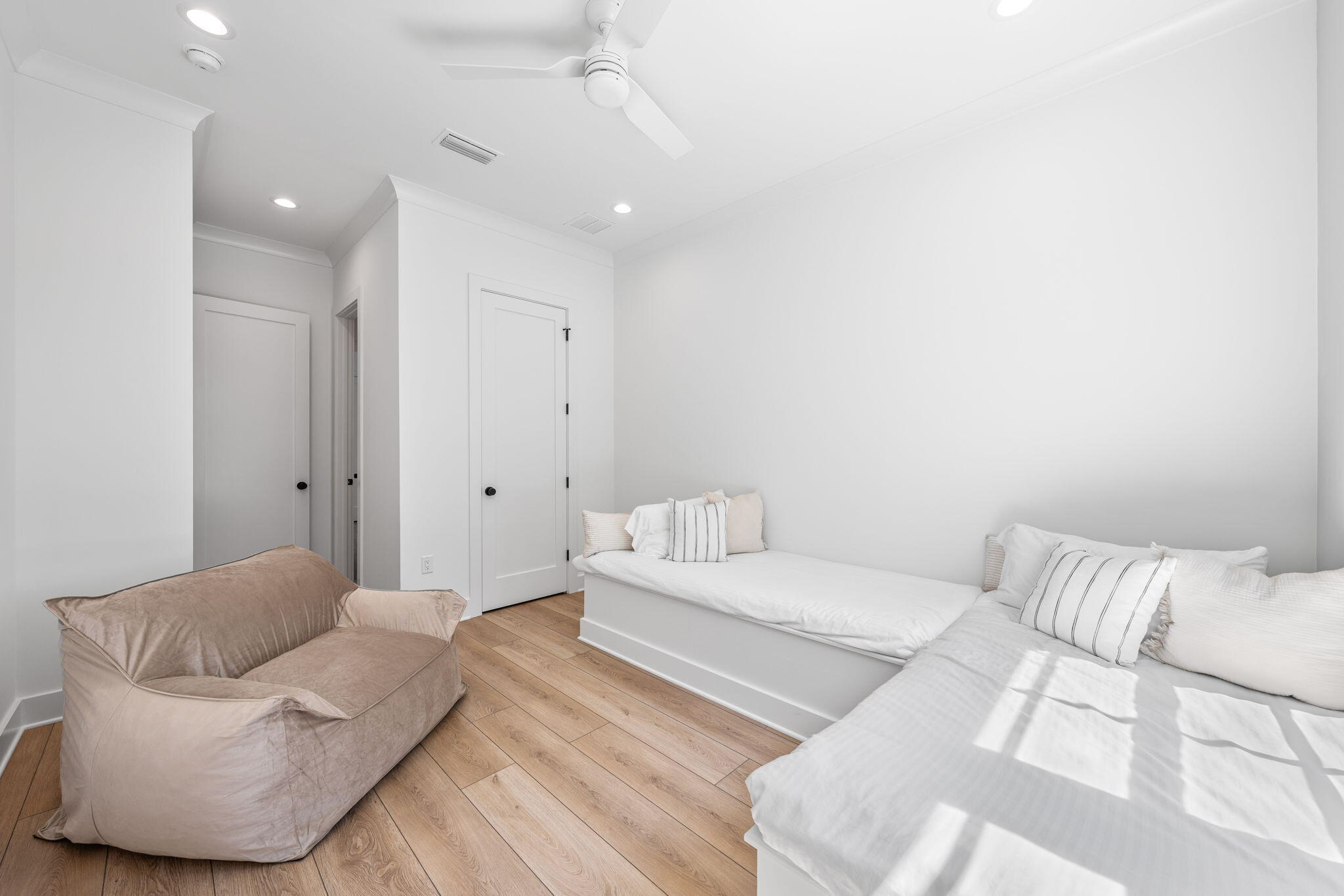 CYPRESS BREEZE PLANTATION - Residential