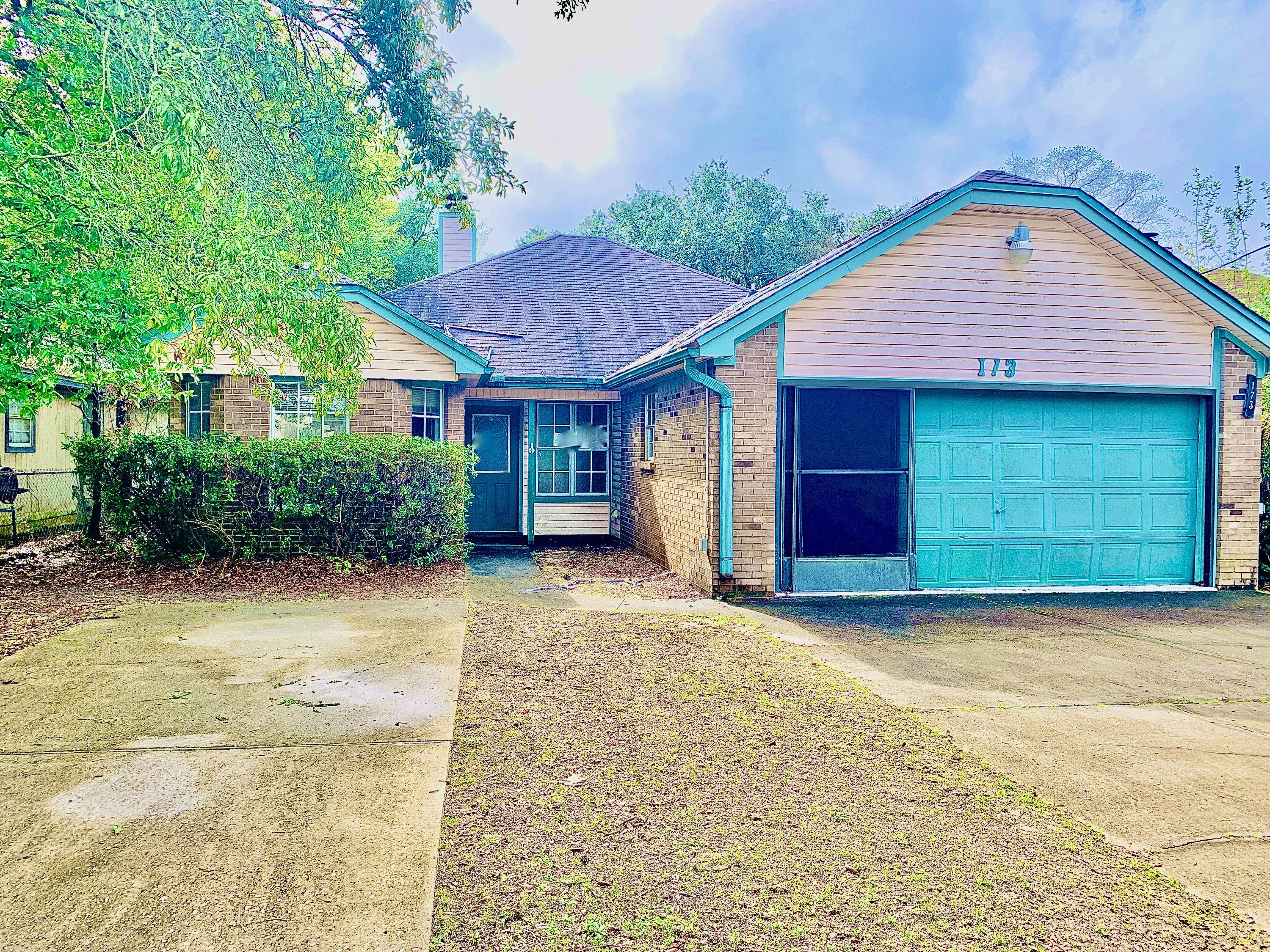 SUMMER TREE - Residential