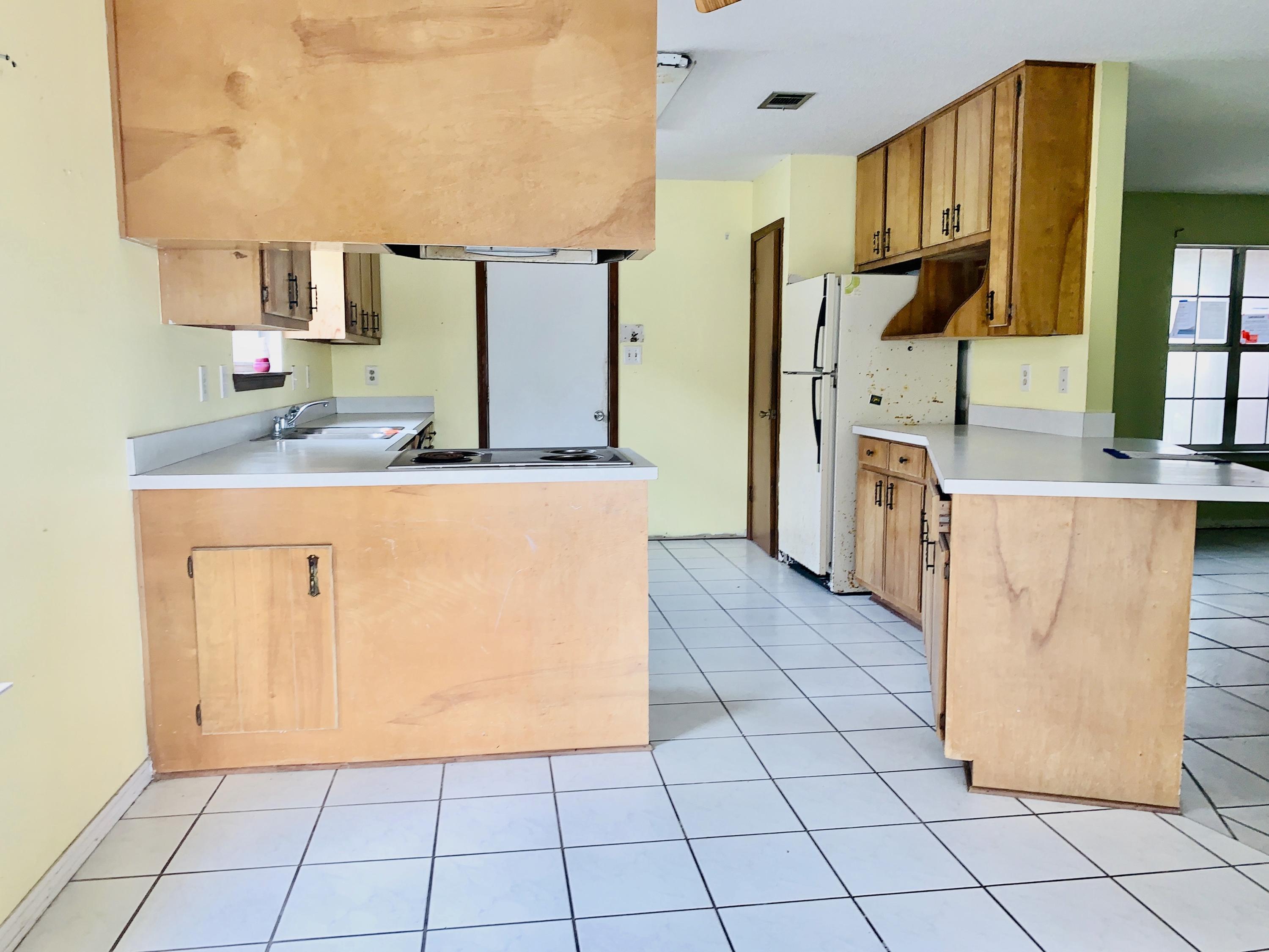 SUMMER TREE - Residential