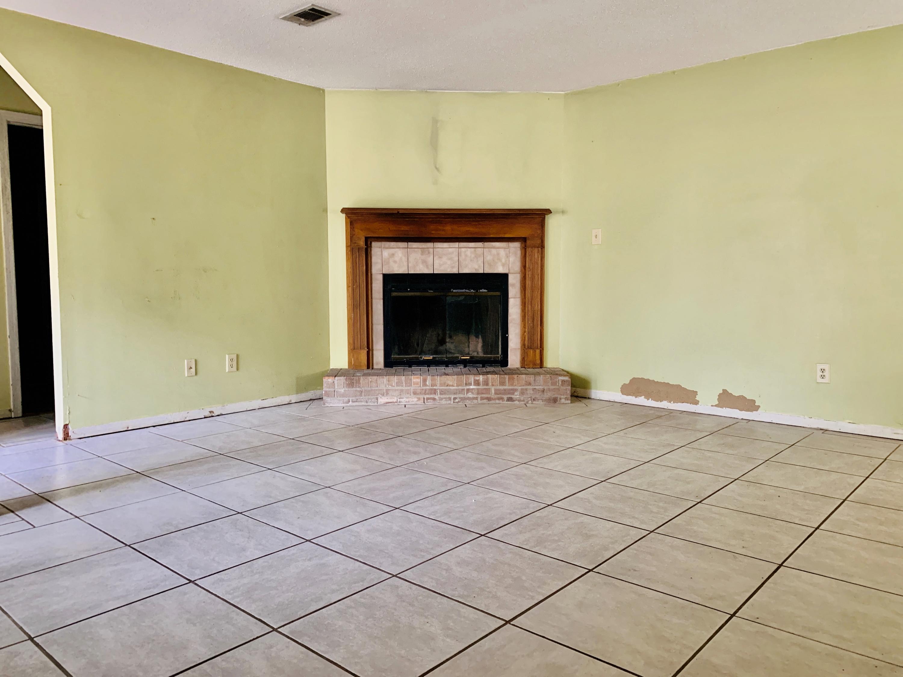 SUMMER TREE - Residential