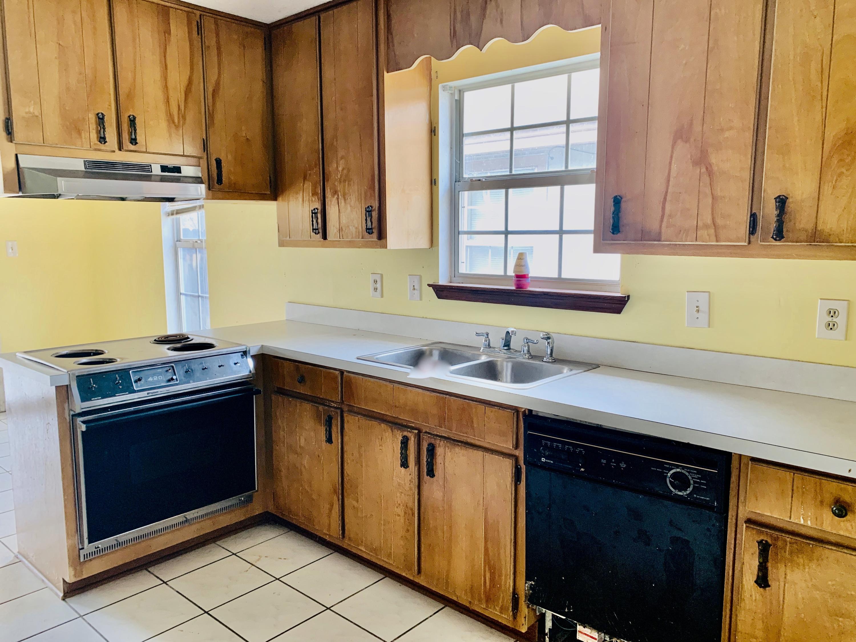 SUMMER TREE - Residential