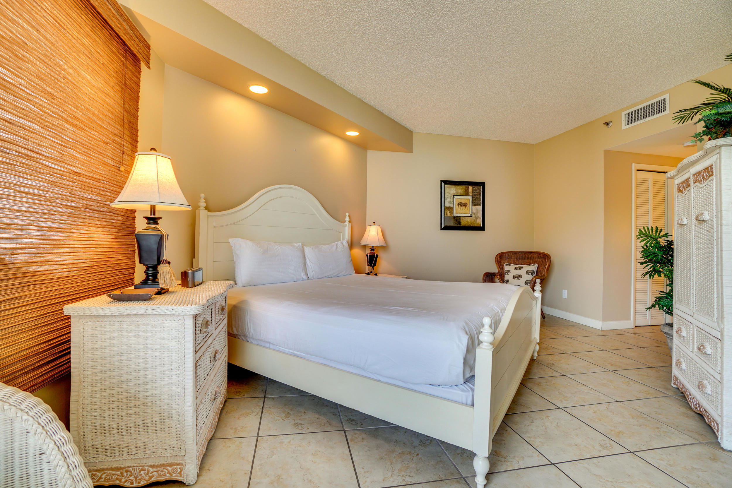 DESTIN SURFSIDE CONDO - Residential