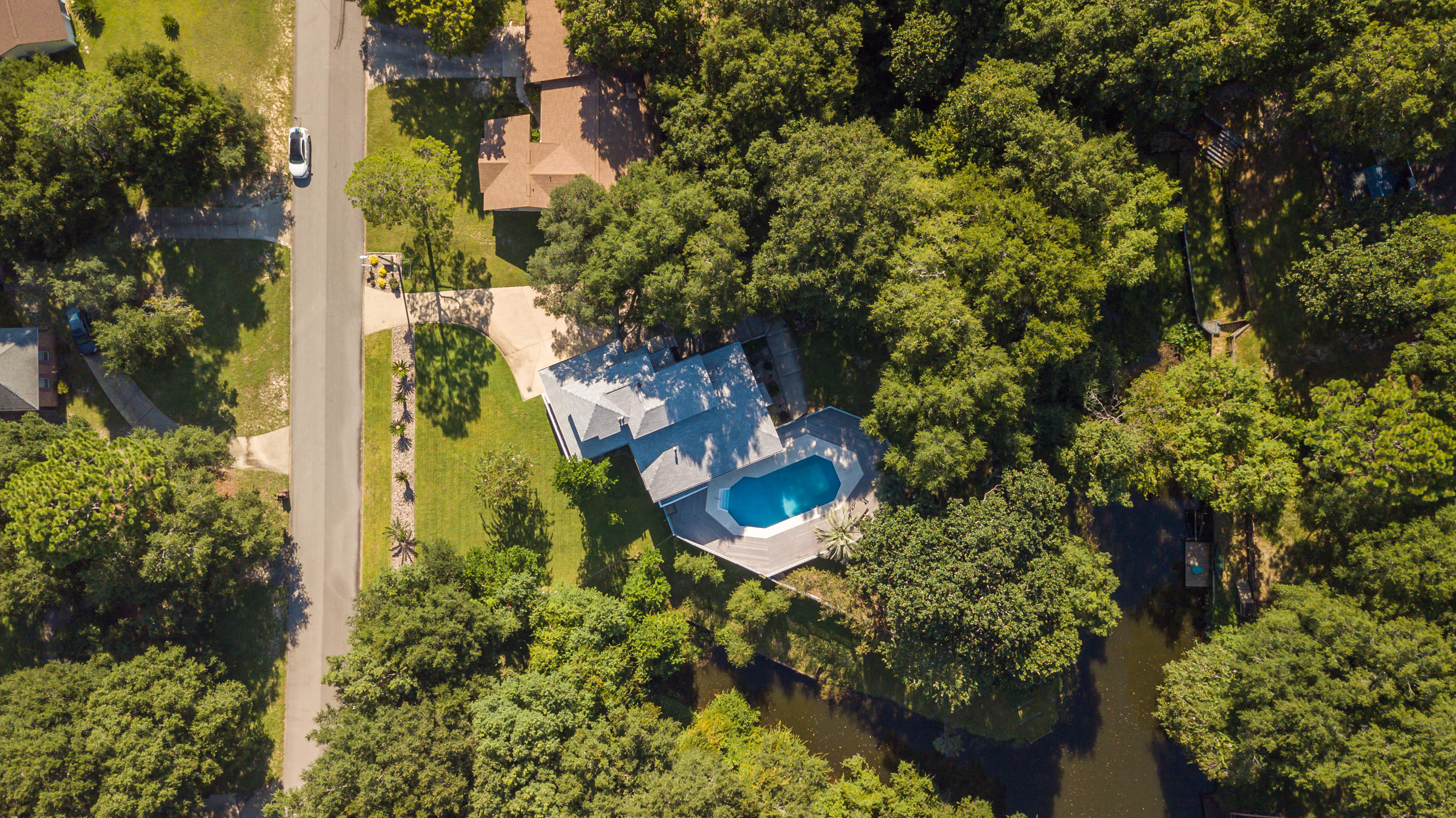 ROCKY BAYOU COUNTRY CLUB ESTATES 3 - Residential