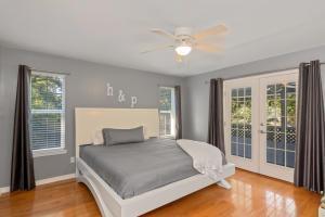 ROCKY BAYOU COUNTRY CLUB ESTATES 3 - Residential