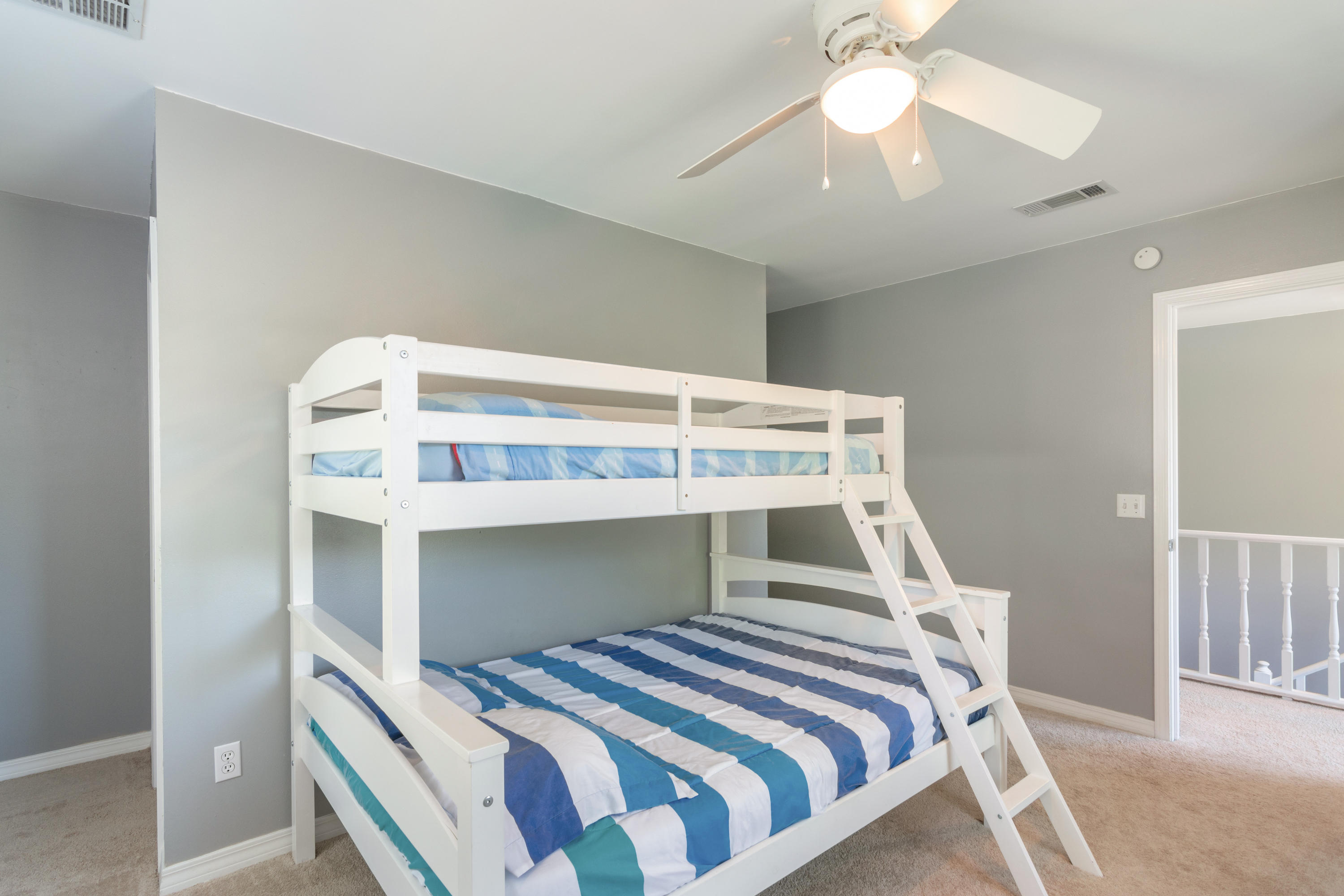 ROCKY BAYOU COUNTRY CLUB ESTATES 3 - Residential