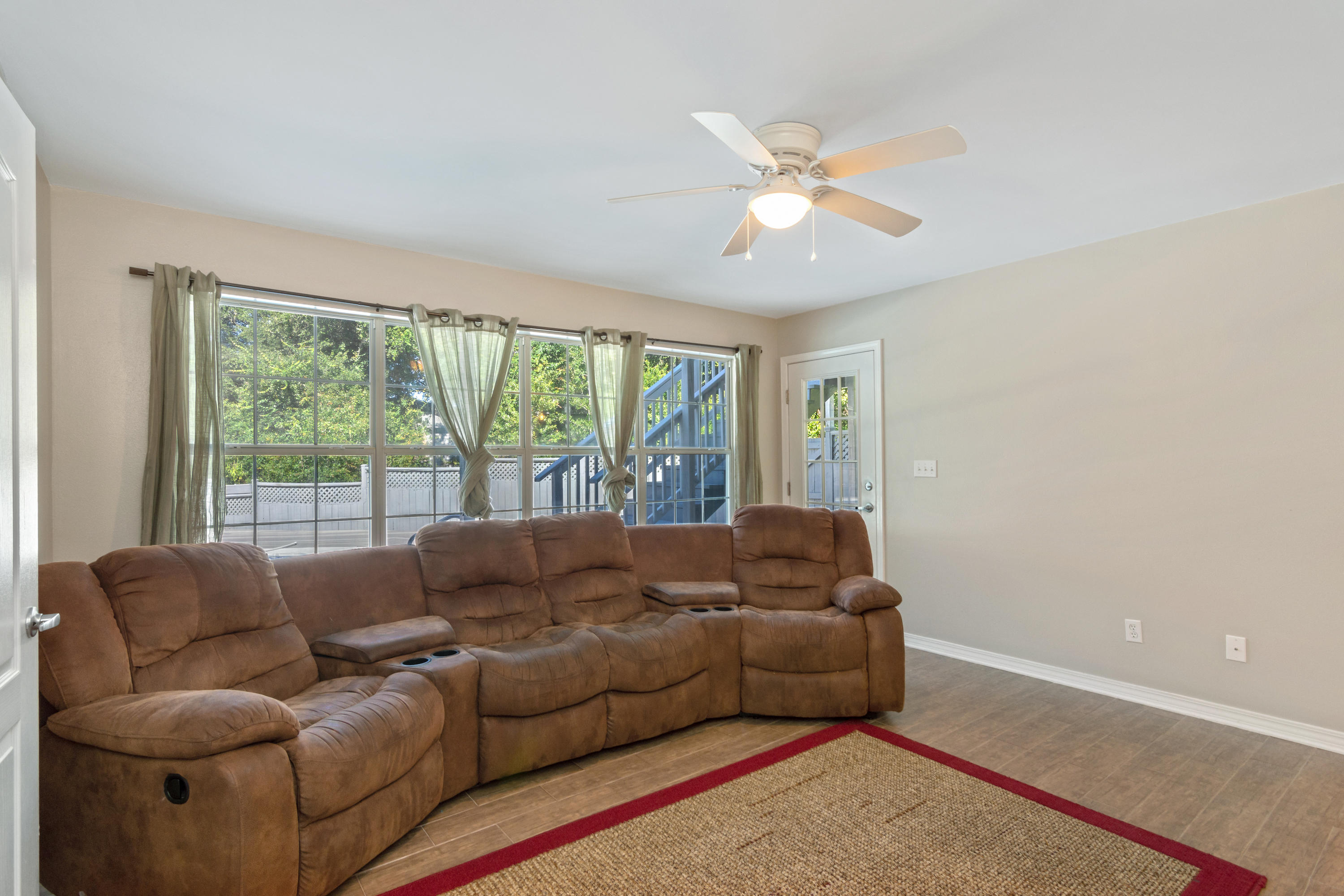 ROCKY BAYOU COUNTRY CLUB ESTATES 3 - Residential