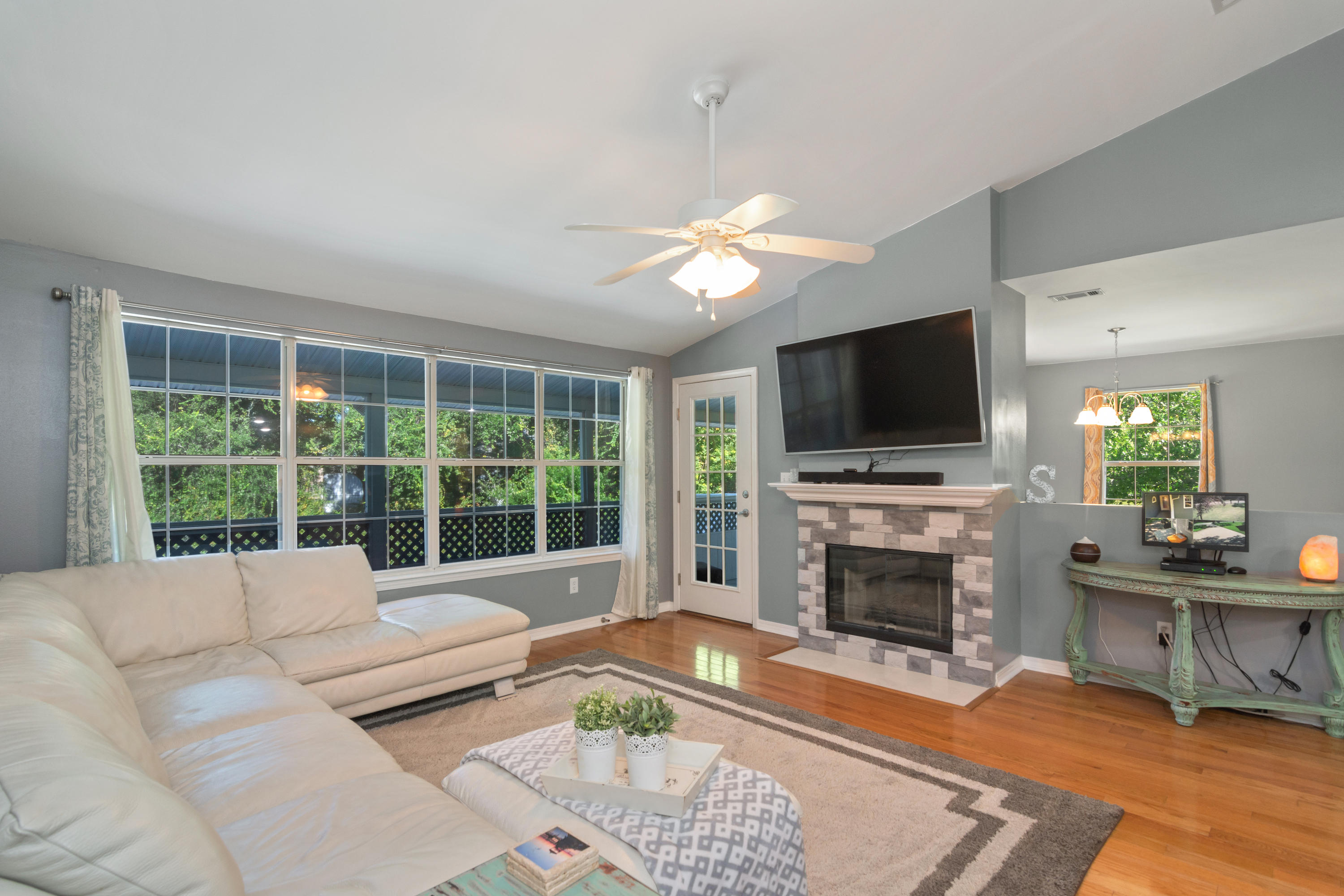 ROCKY BAYOU COUNTRY CLUB ESTATES 3 - Residential