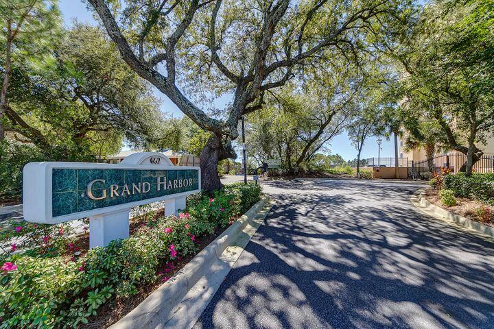 GRAND HARBOR - Residential