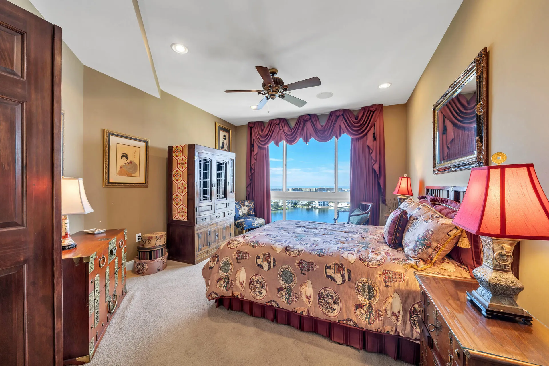 Destin, Florida 32541, United States, 4 Bedrooms Bedrooms, ,5 BathroomsBathrooms,Residential,Active,74017