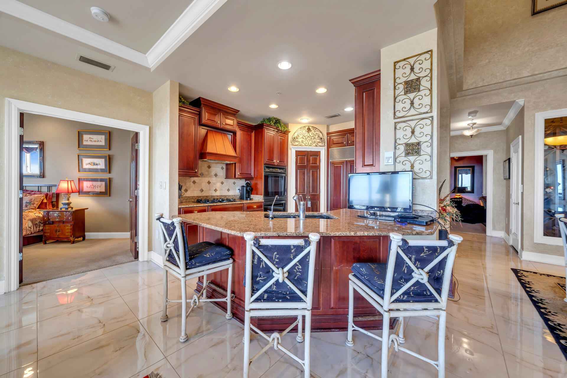 GRAND HARBOR - Residential