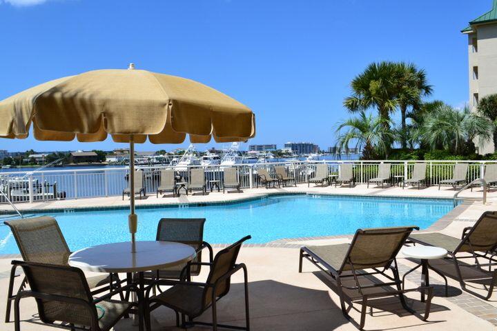 GRAND HARBOR - Residential
