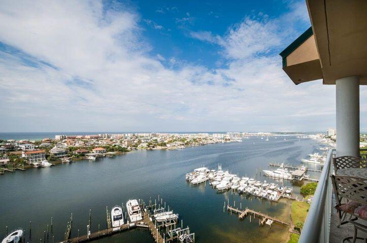 GRAND HARBOR - Residential