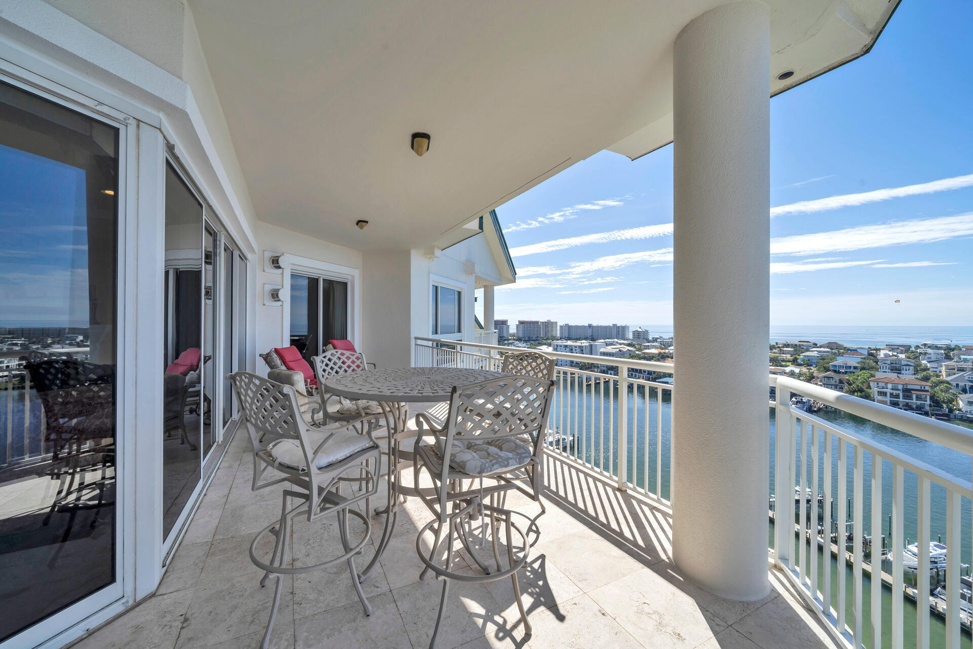 GRAND HARBOR - Residential