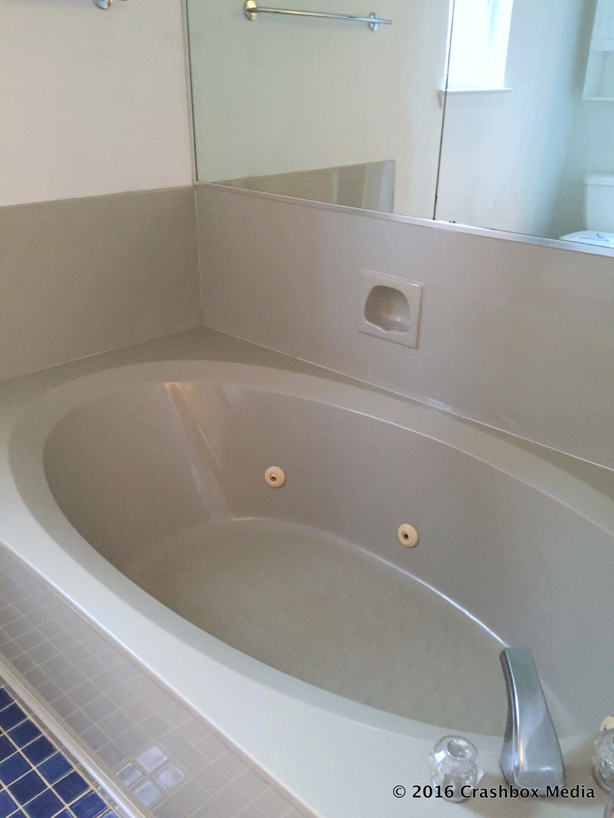 BAYVIEW MANOR - Residential