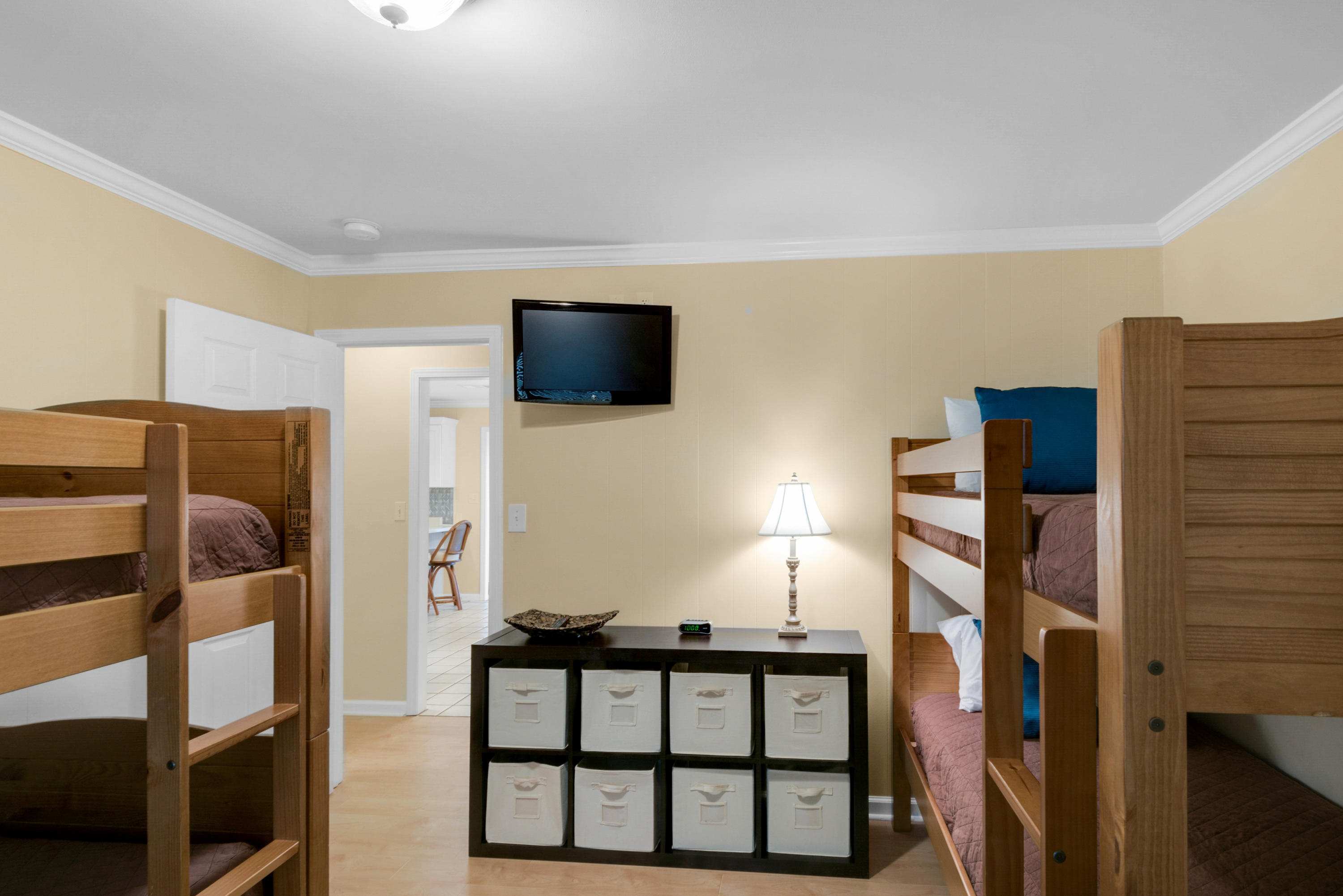 BEACH HIGHLAND - Residential