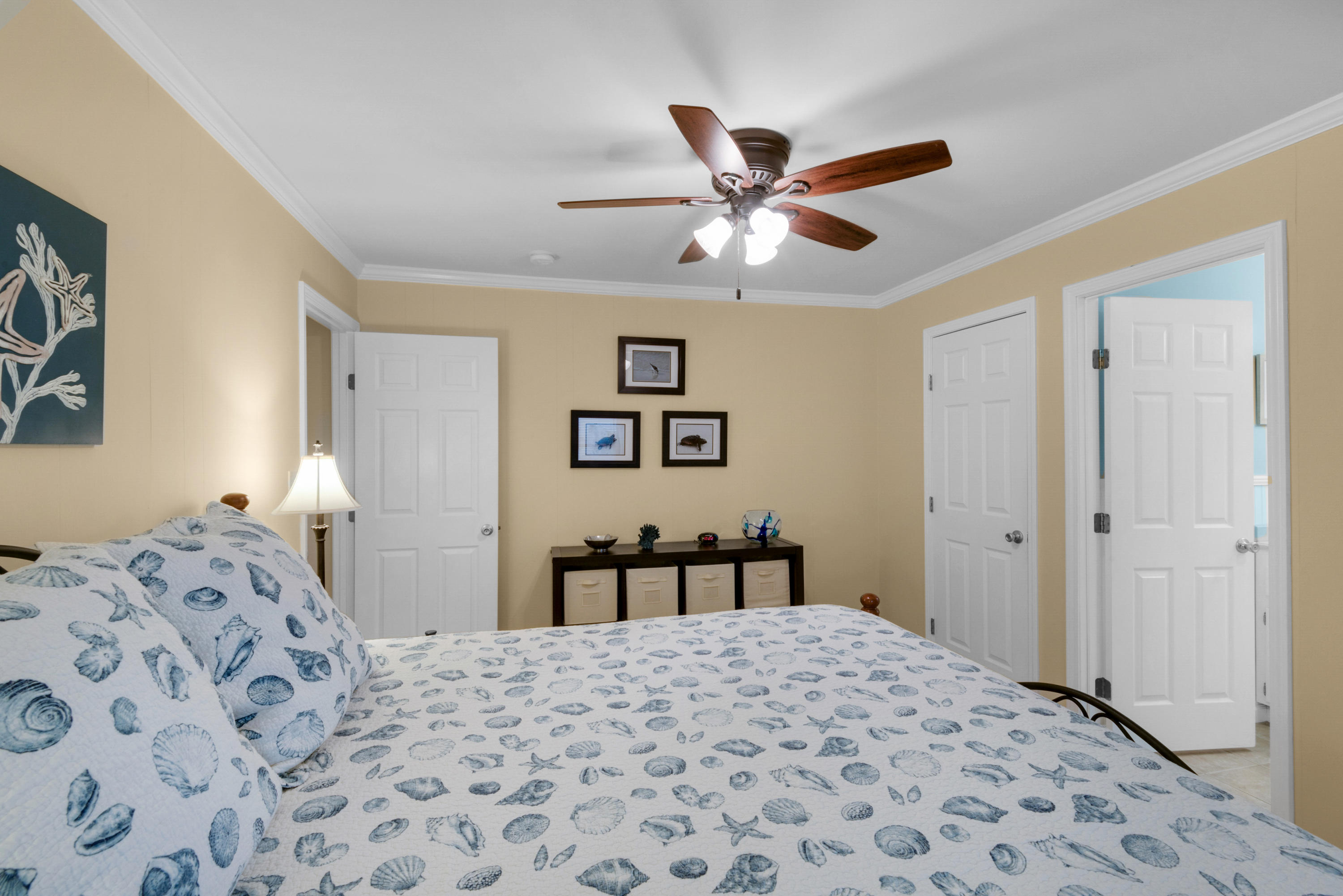 BEACH HIGHLAND - Residential