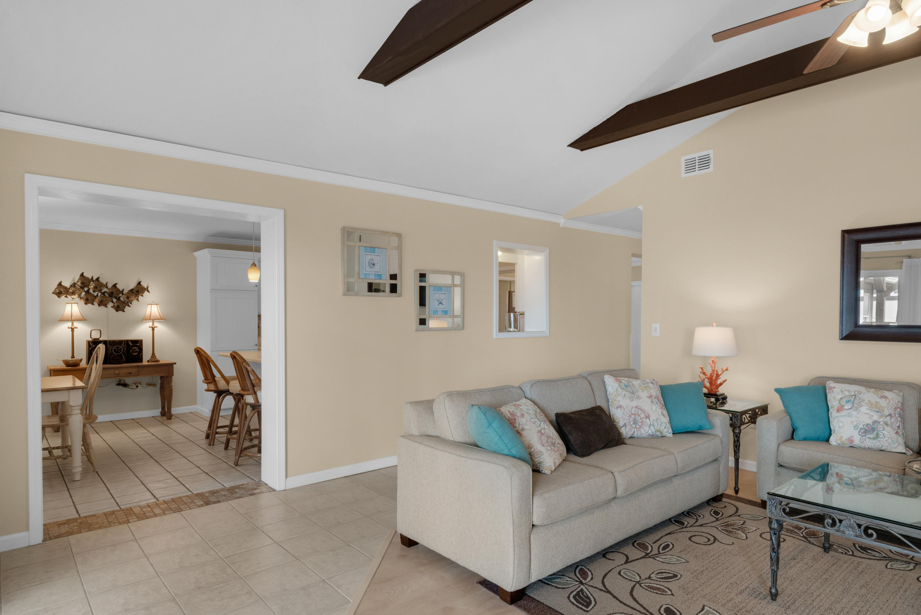 BEACH HIGHLAND - Residential