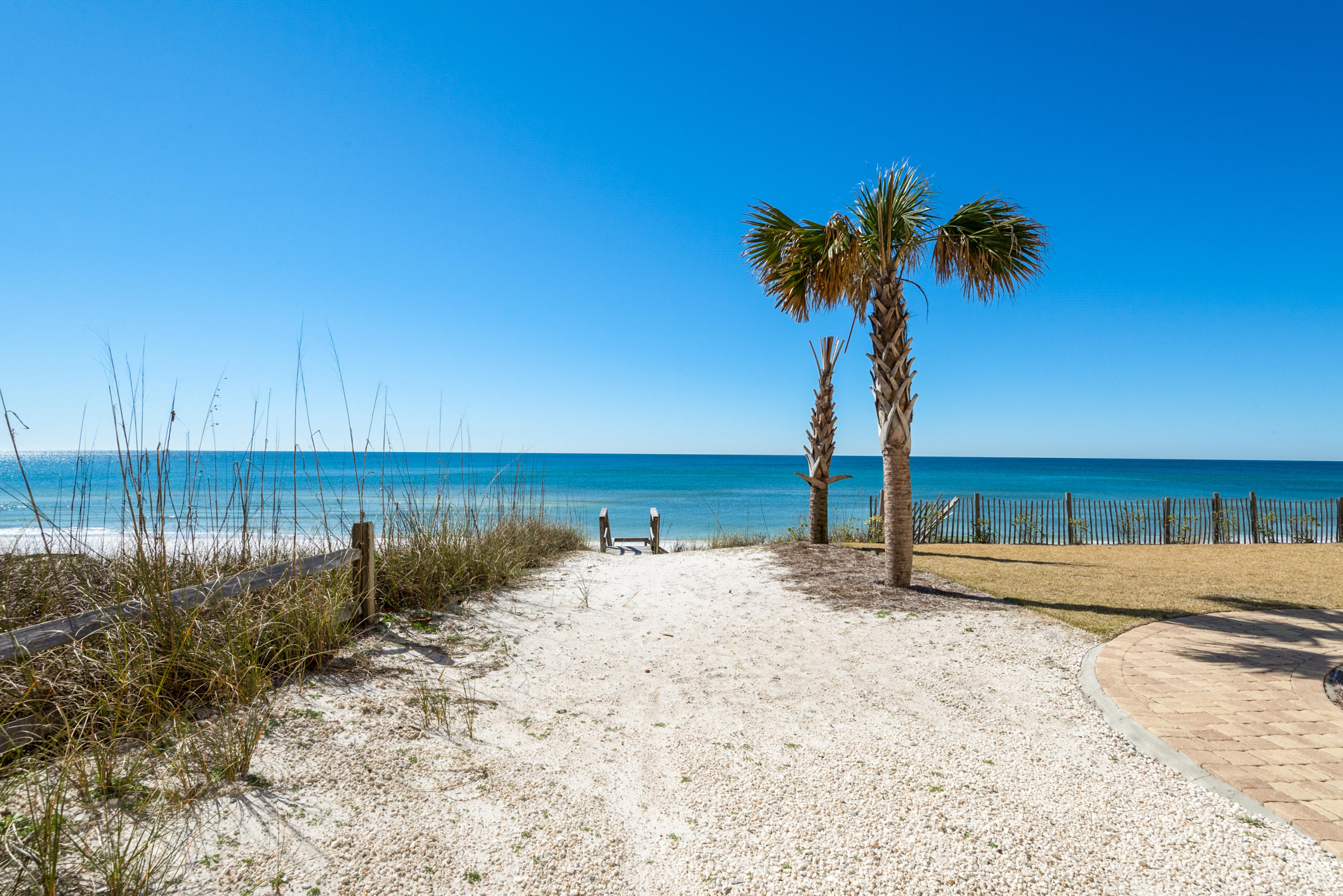 BEACH HIGHLAND - Residential