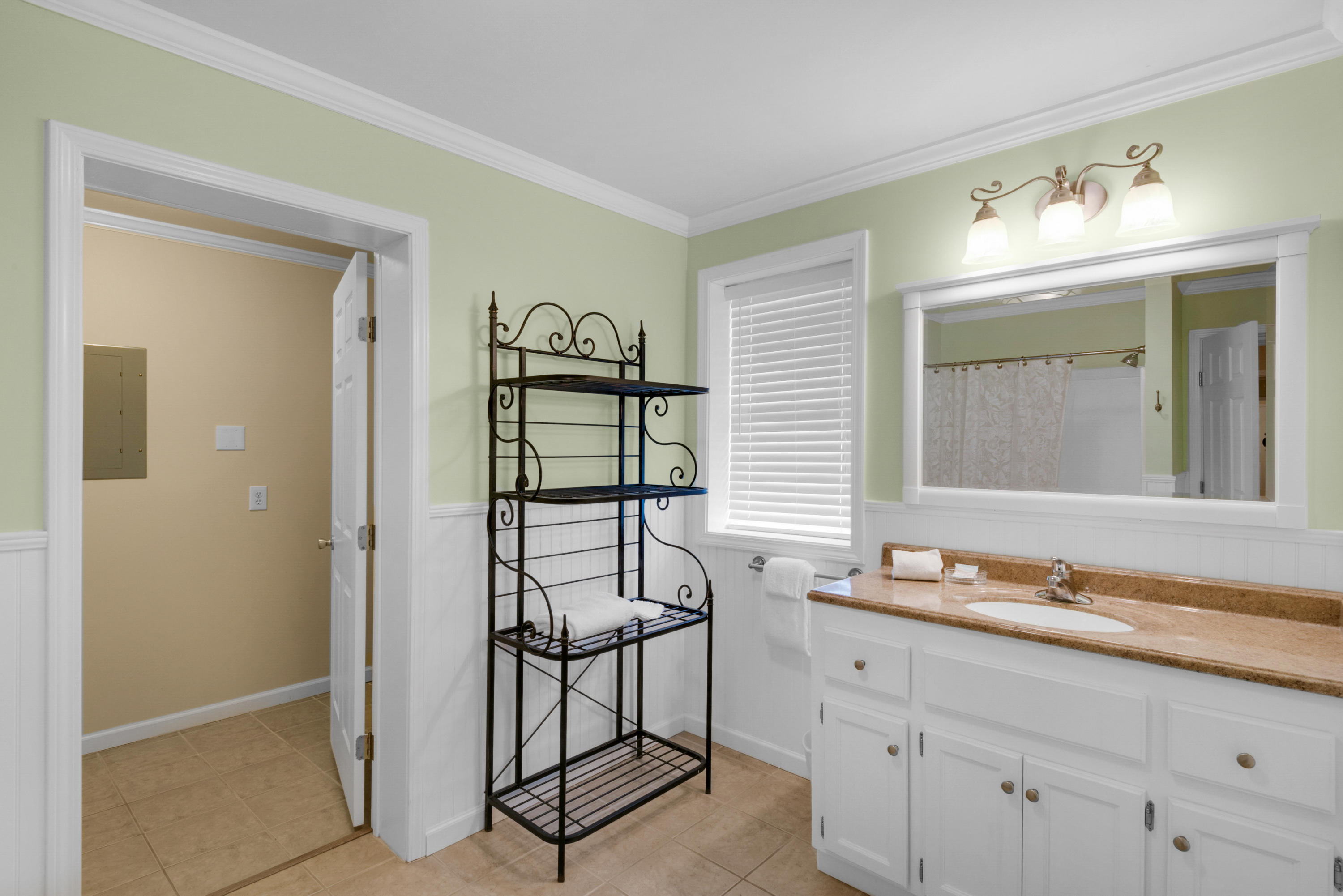 BEACH HIGHLAND - Residential