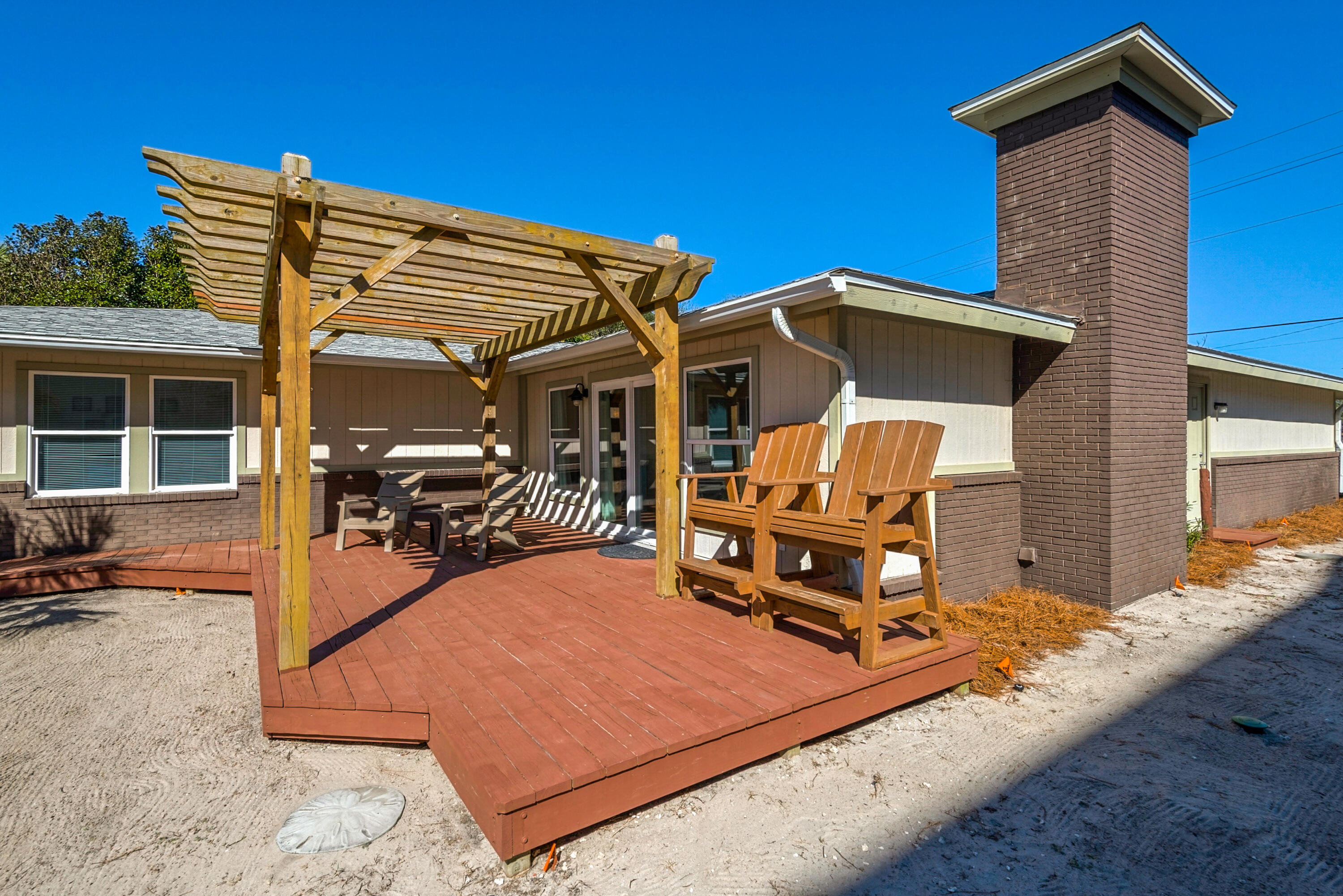 BEACH HIGHLAND - Residential